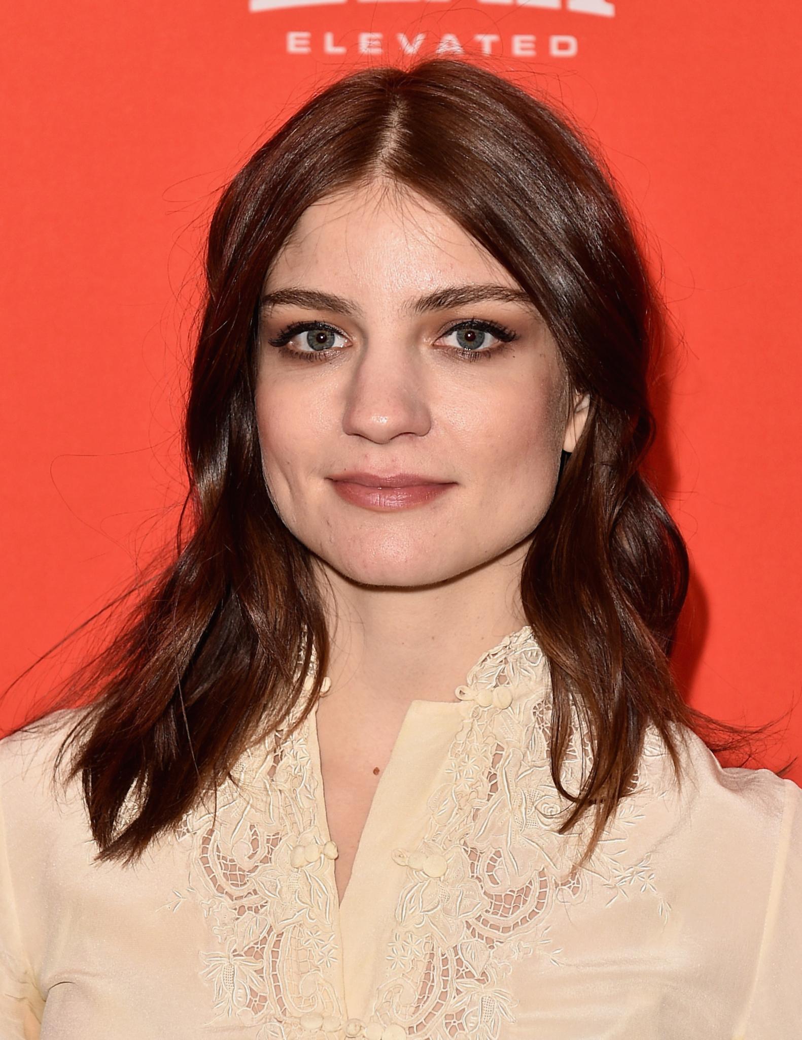 actor Bridey Elliott large photo