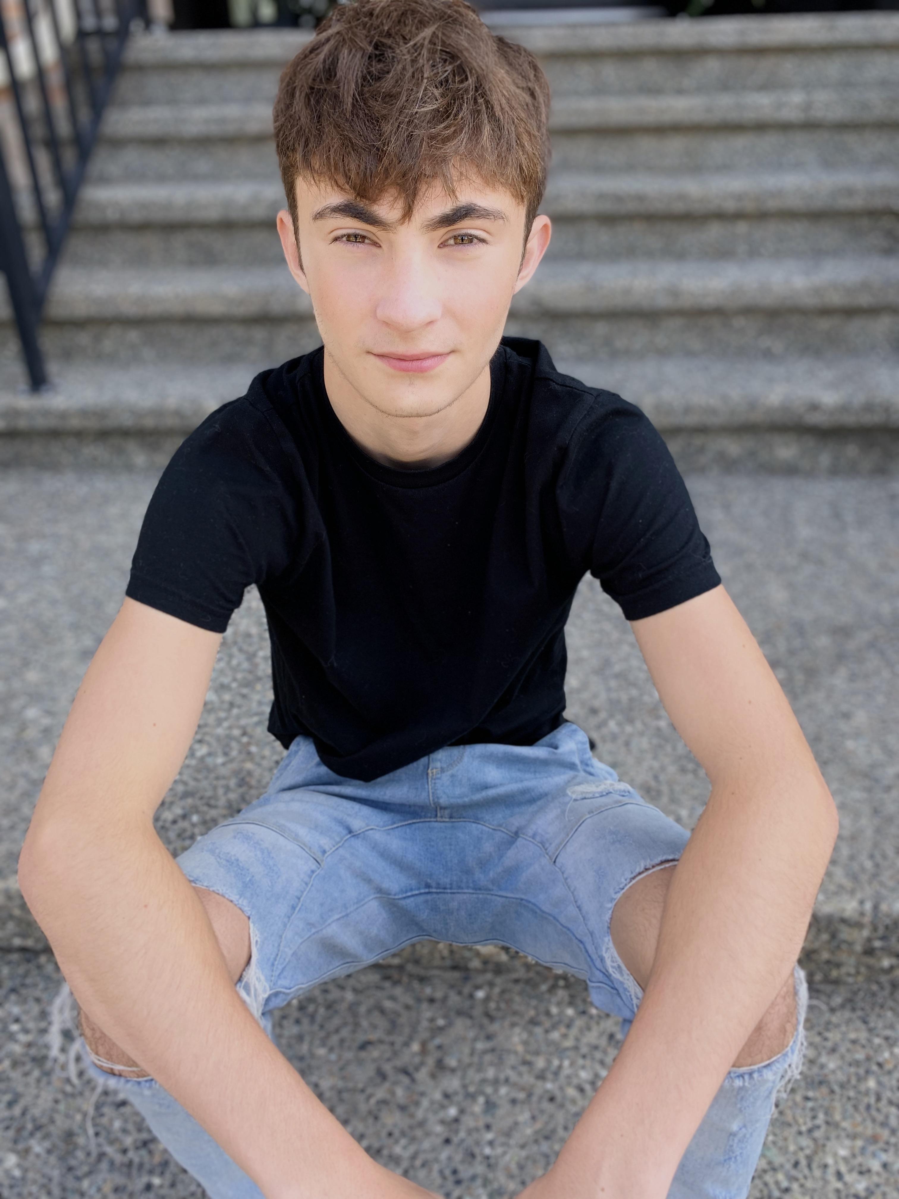 actor Spencer Drever large photo