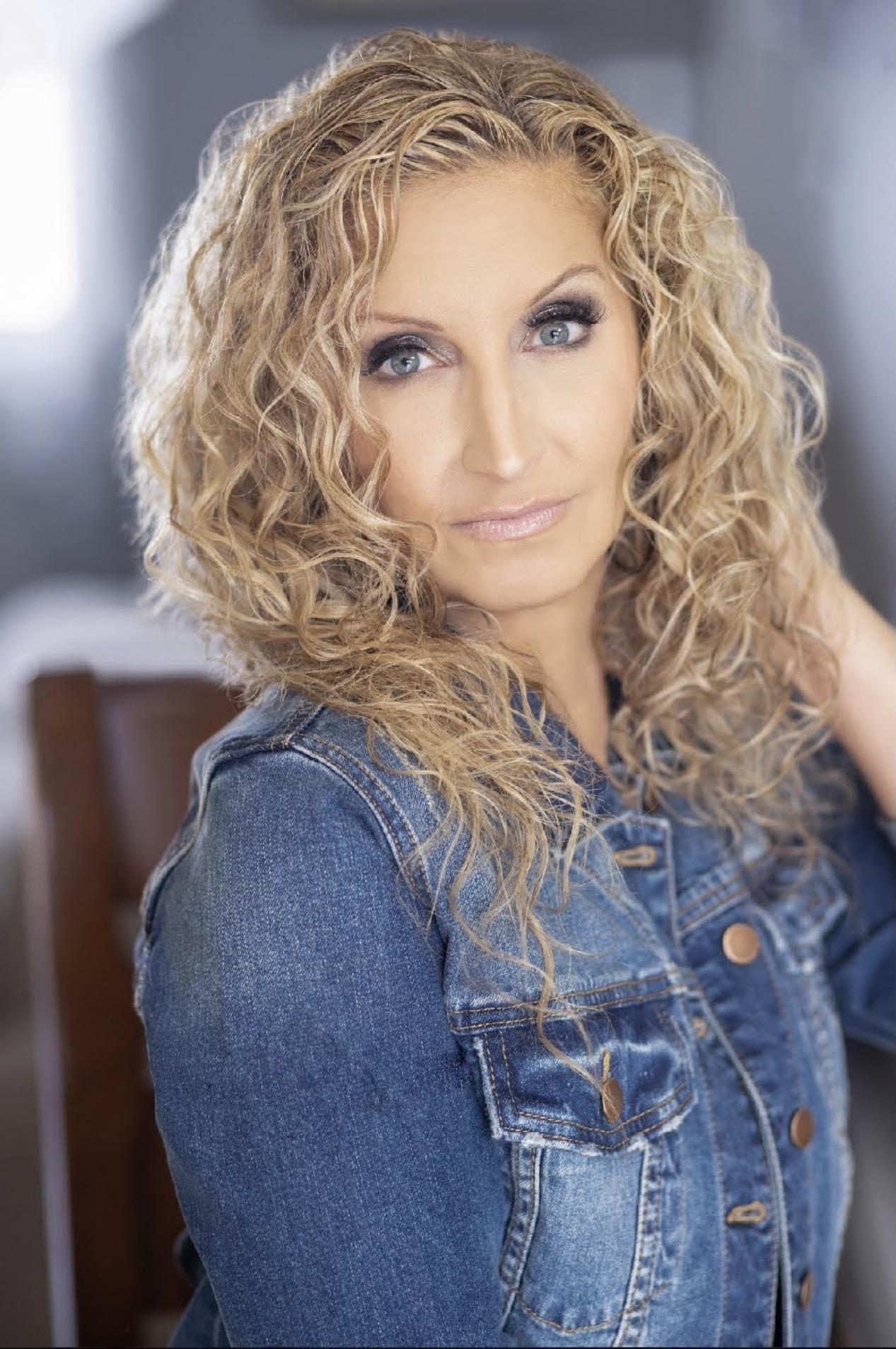 actor Franca Corsino large photo