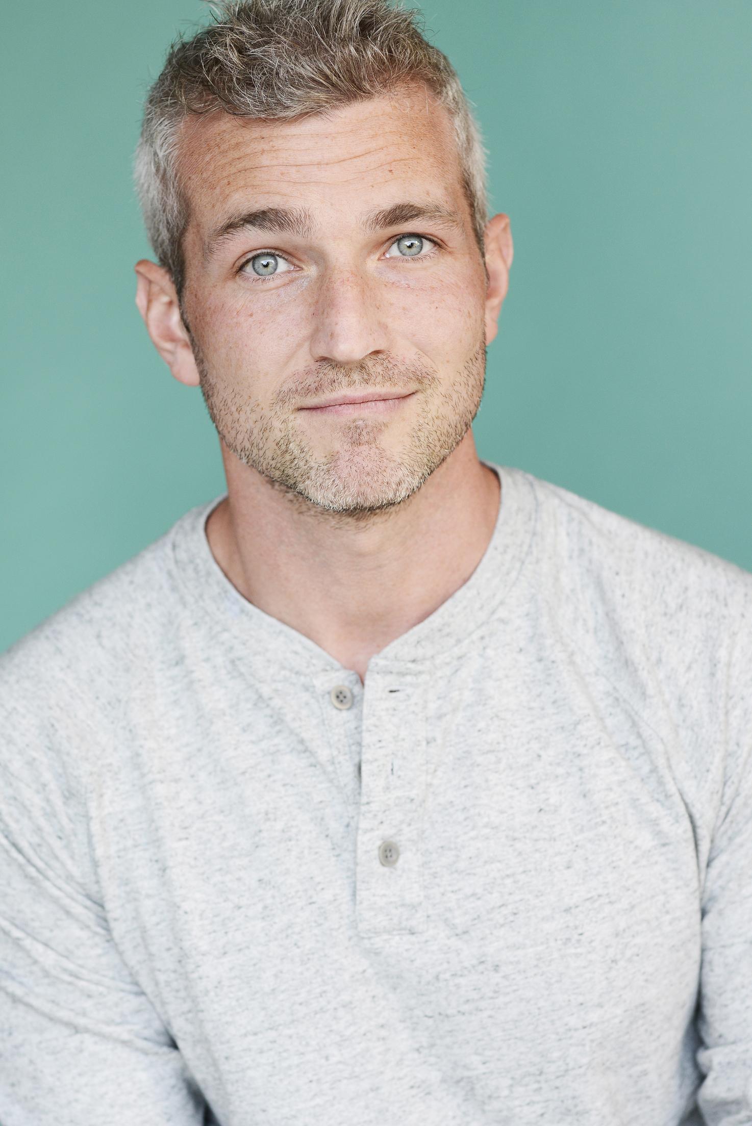 actor Christopher Hazel large photo