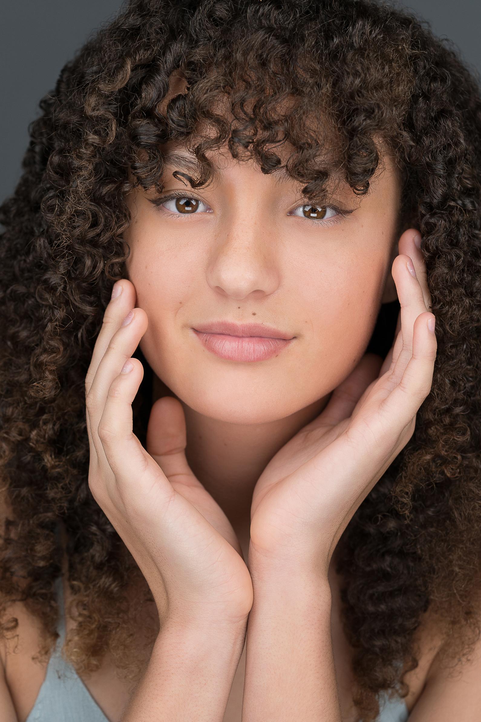 actor Talei Laury-Schaefer large photo