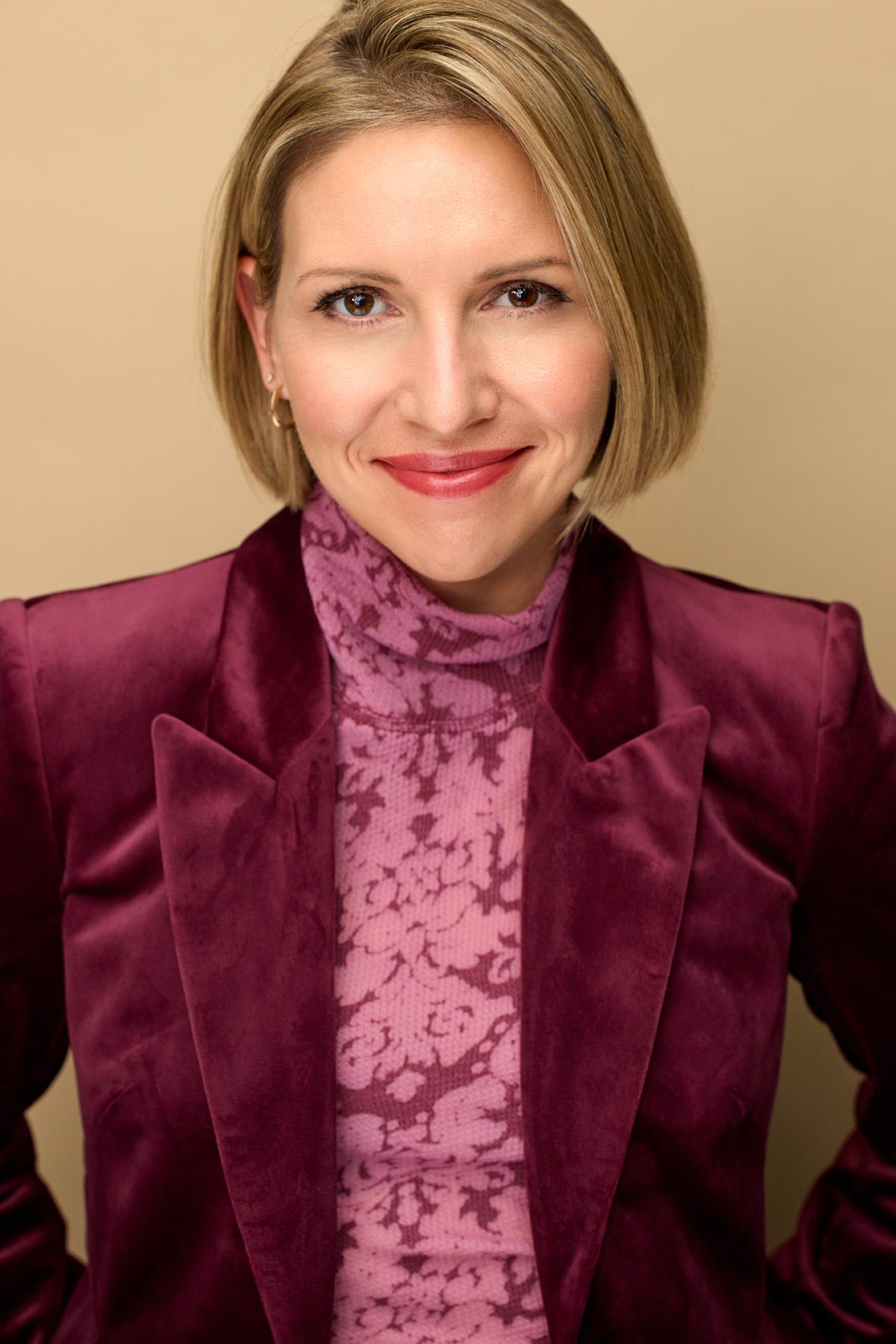 actor Alison Whitney large photo