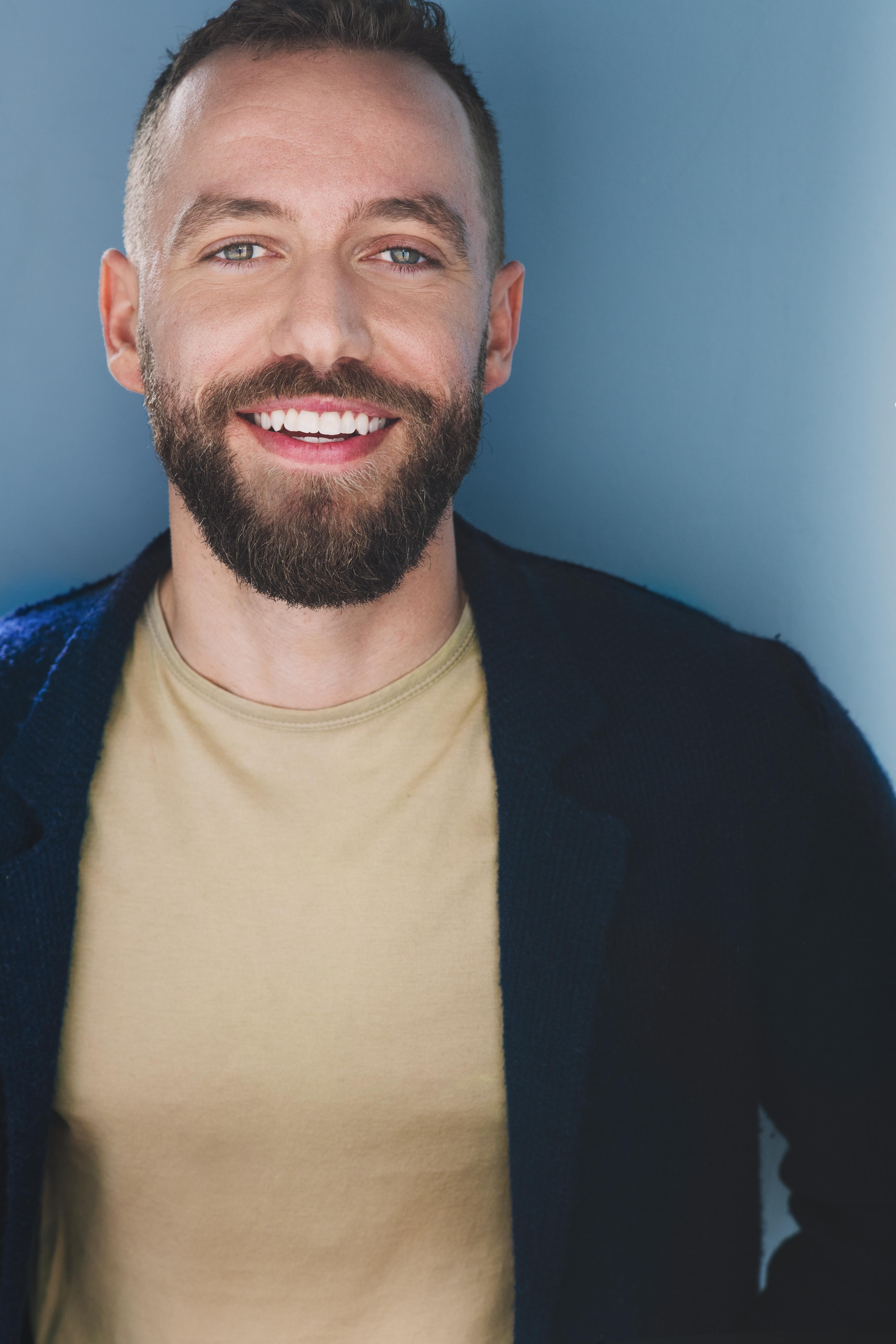 actor Calvin Knie large photo