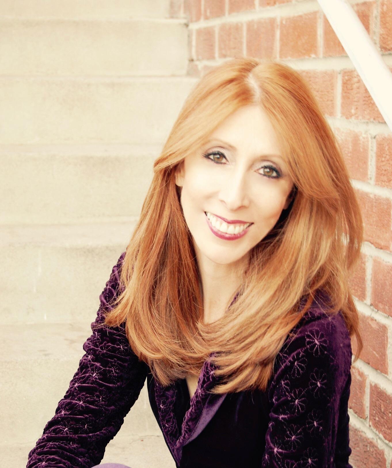 actor Donna Loyd large photo