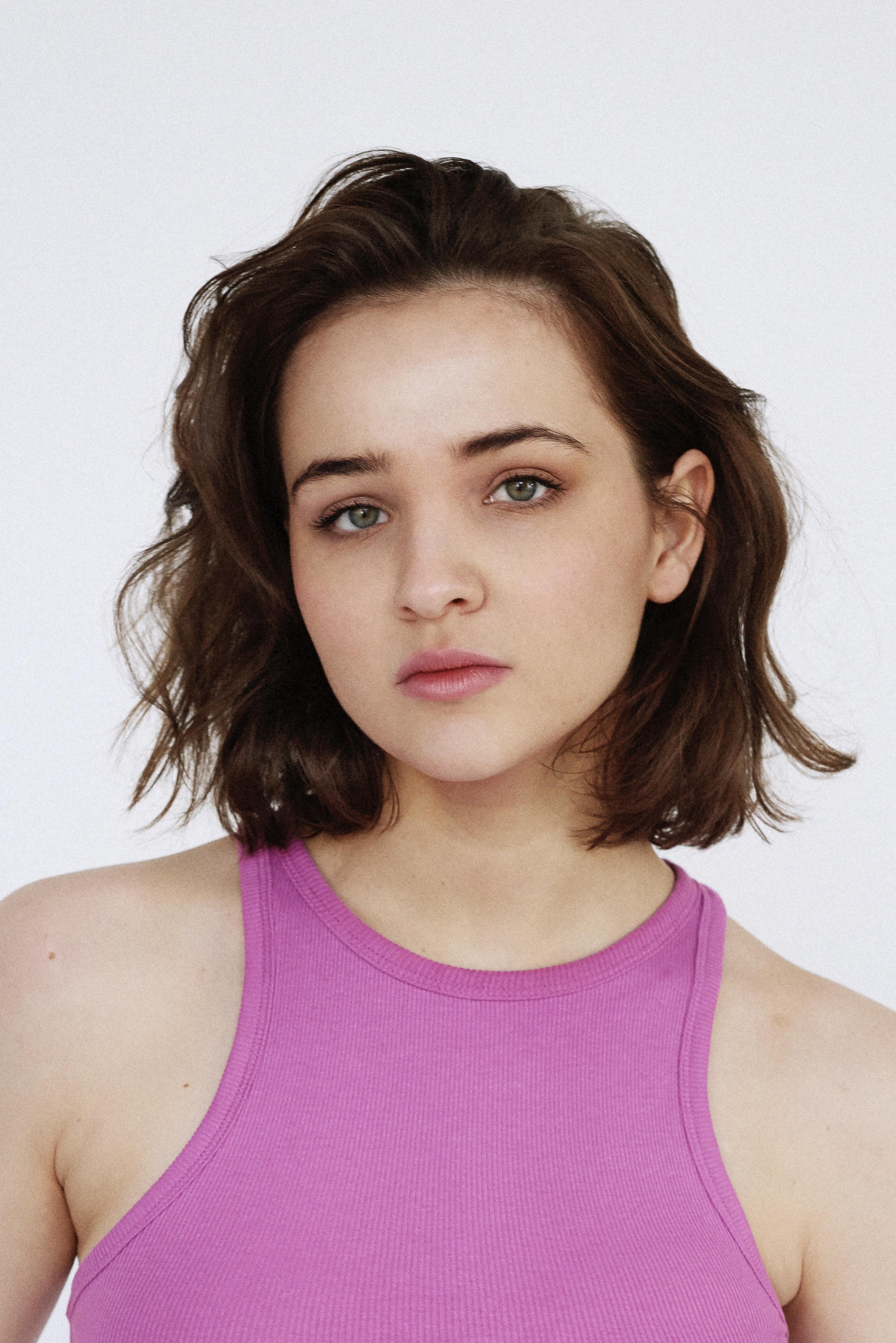 actor Lisa Vicari large photo