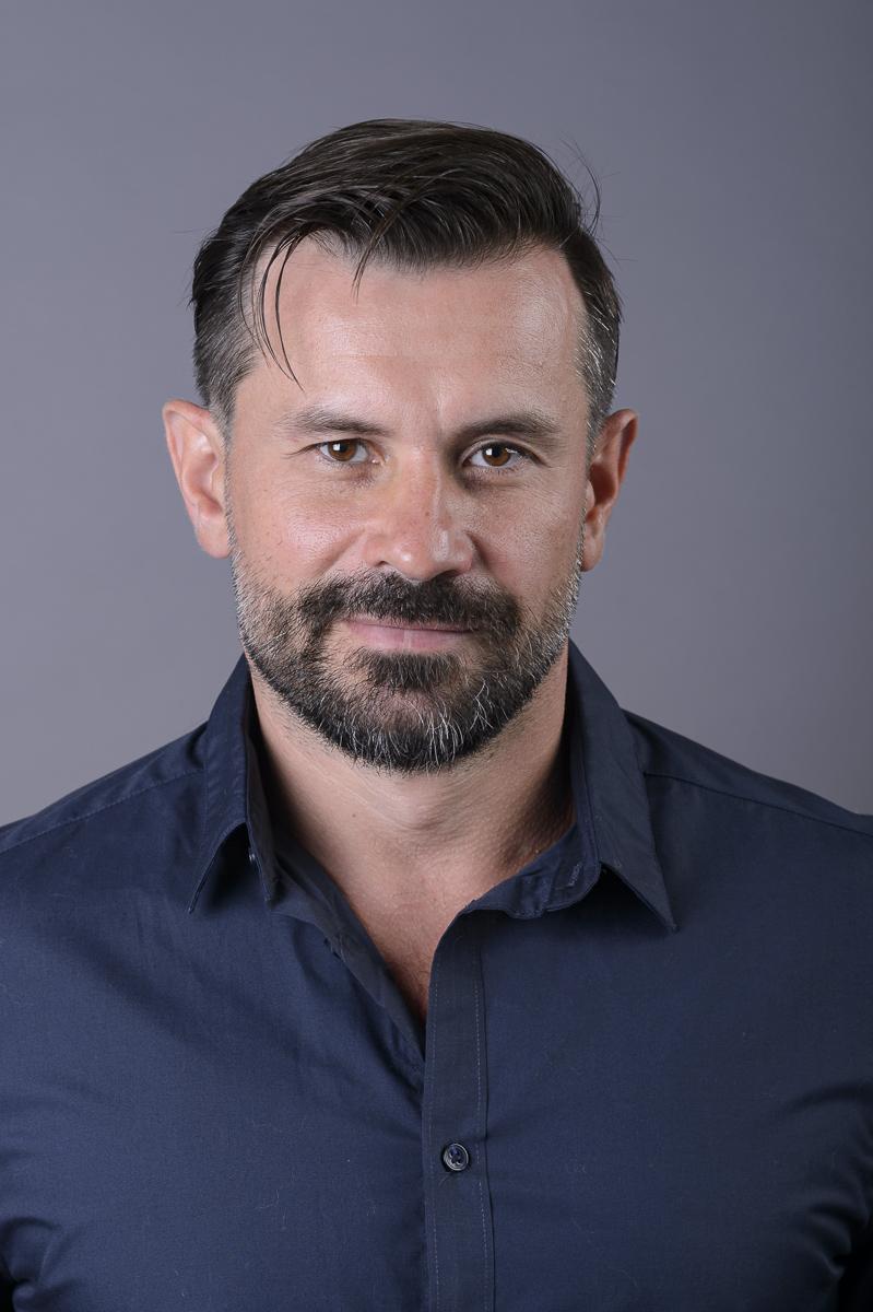 actor Greg Stosch large photo