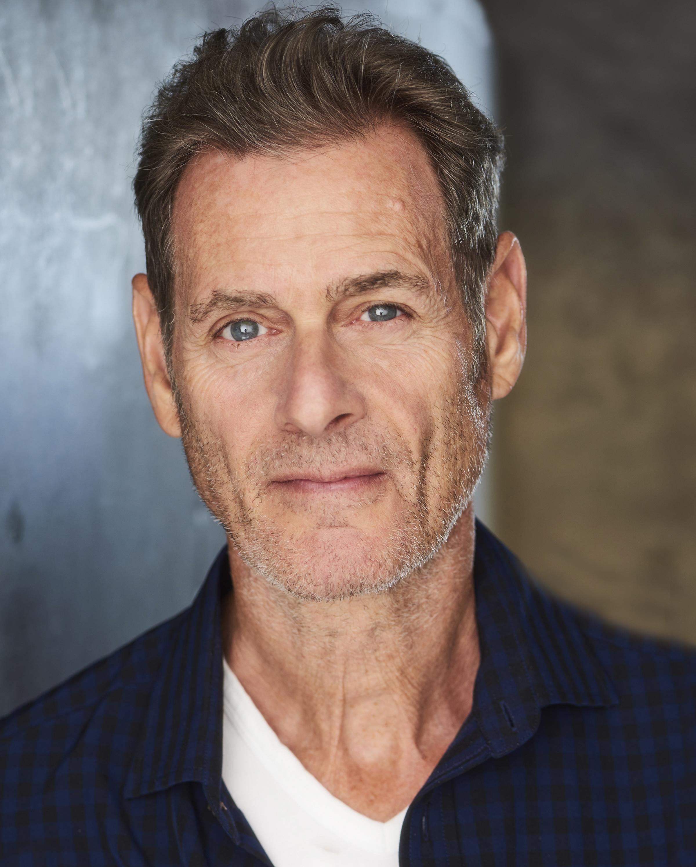 actor Martin Grey large photo