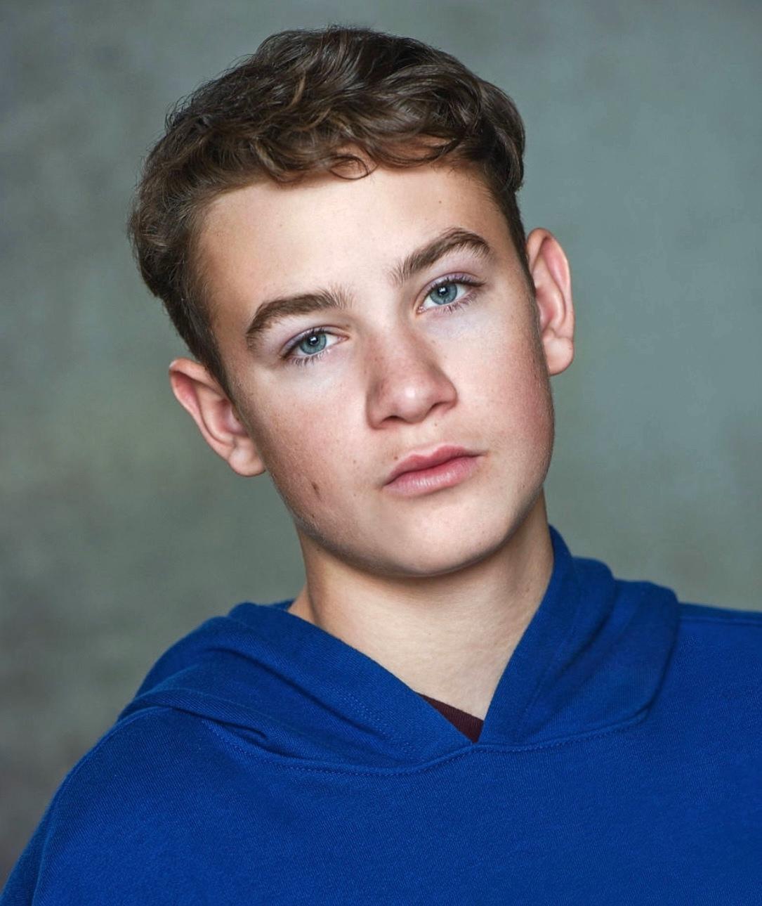 actor Davide Fair large photo