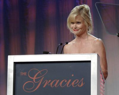 actor Catherine Crier large photo