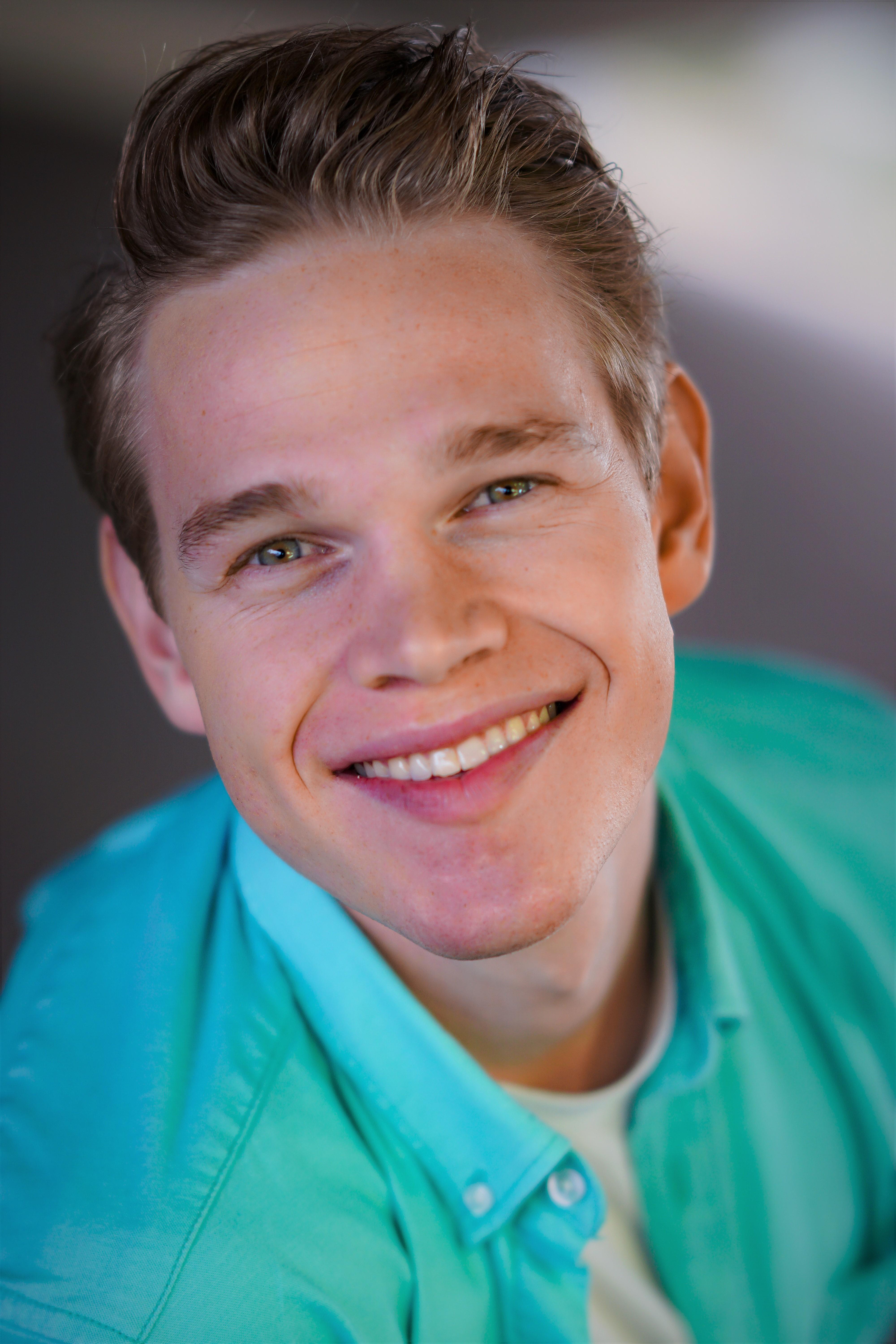 actor Jake Brown large photo