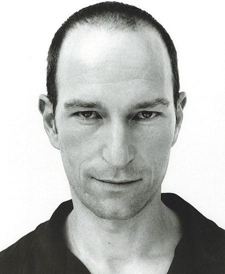 actor Scott Vance large photo