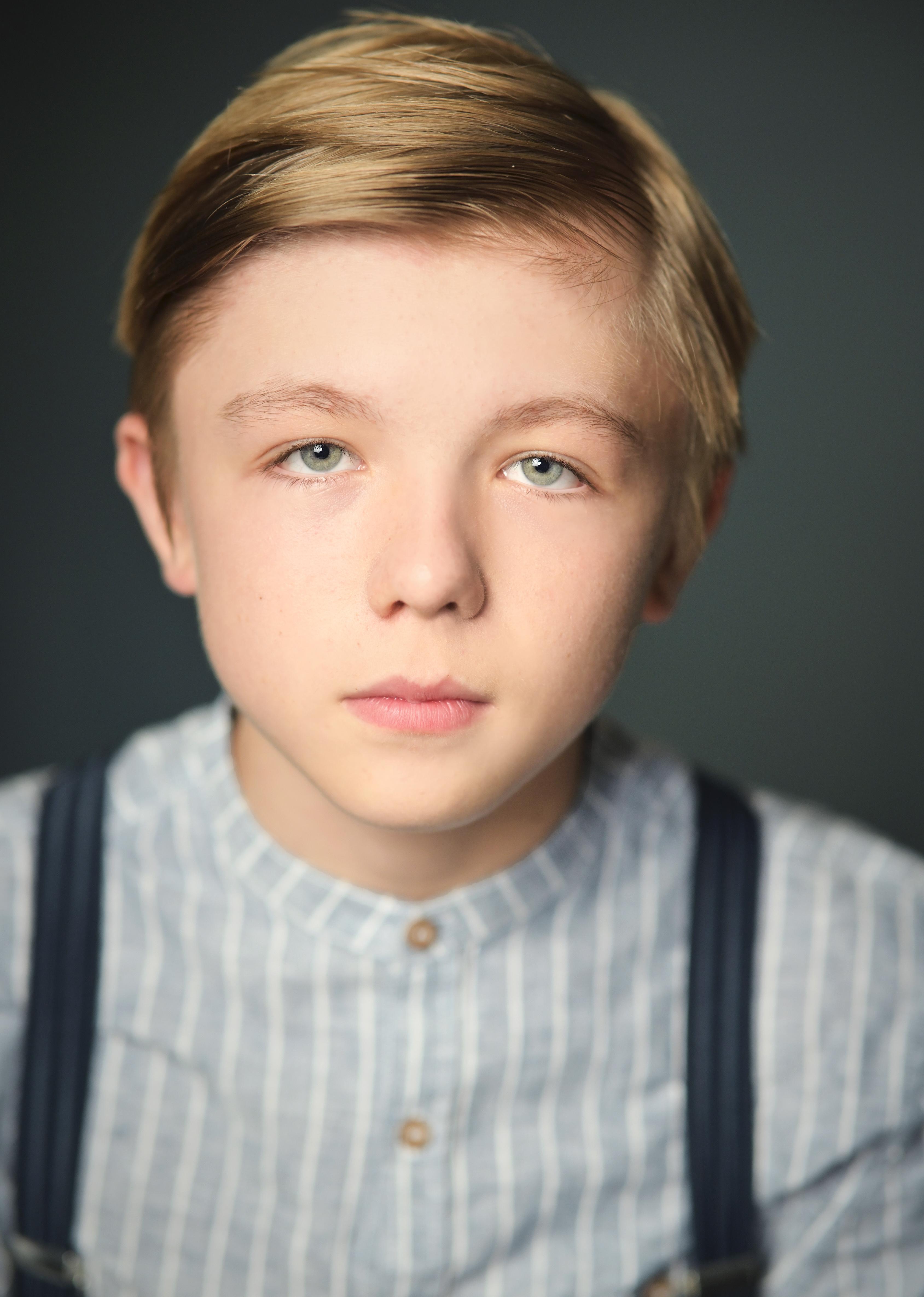 actor Austin Haynes large photo