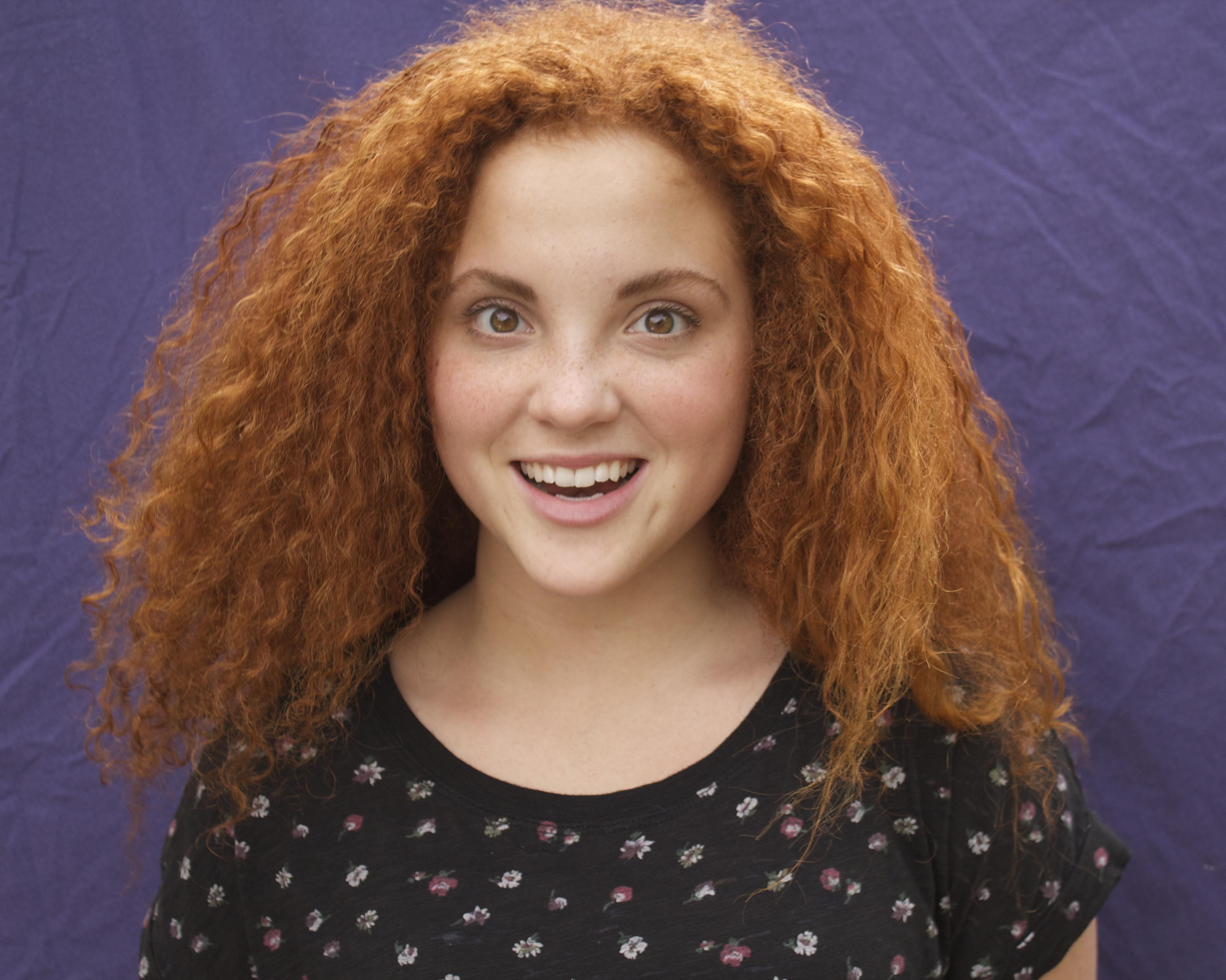 actor Venus Schultheis large photo