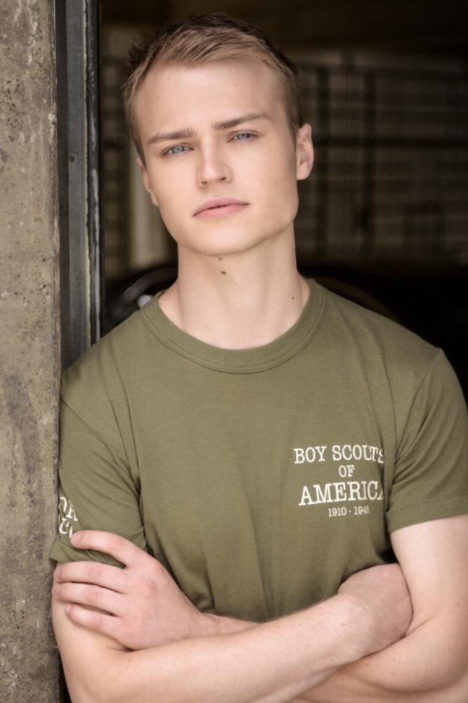 actor Connor Paton large photo