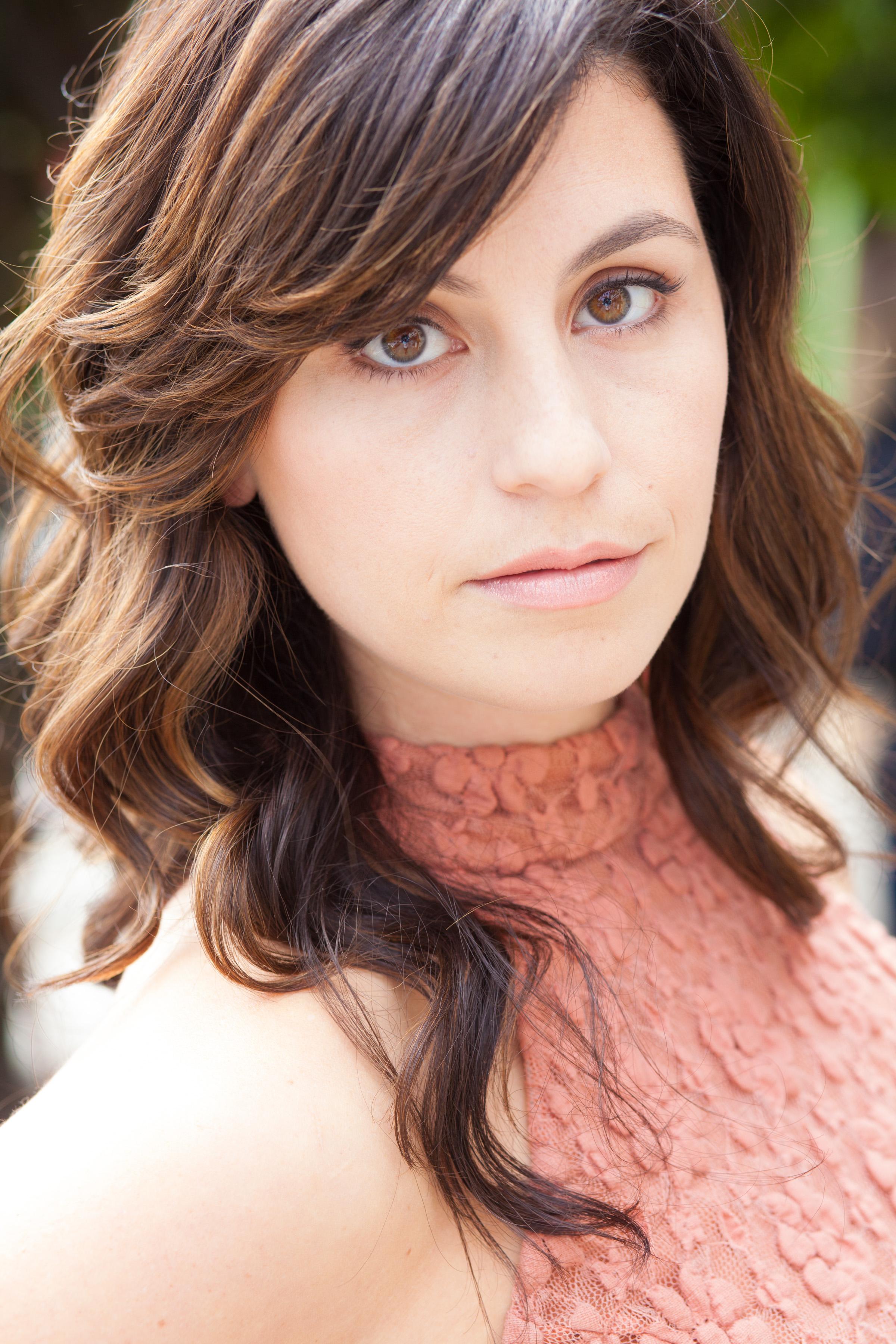 actor Sarah Karjian large photo