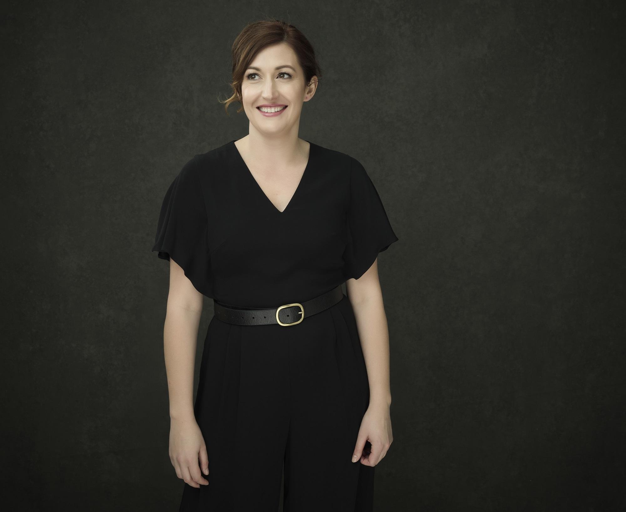 actor Celia Pacquola large photo