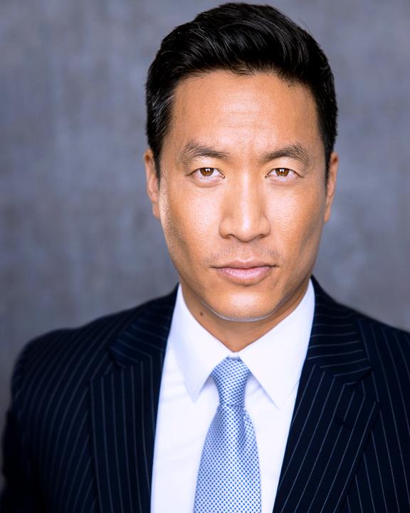 actor Stephen Oyoung large photo