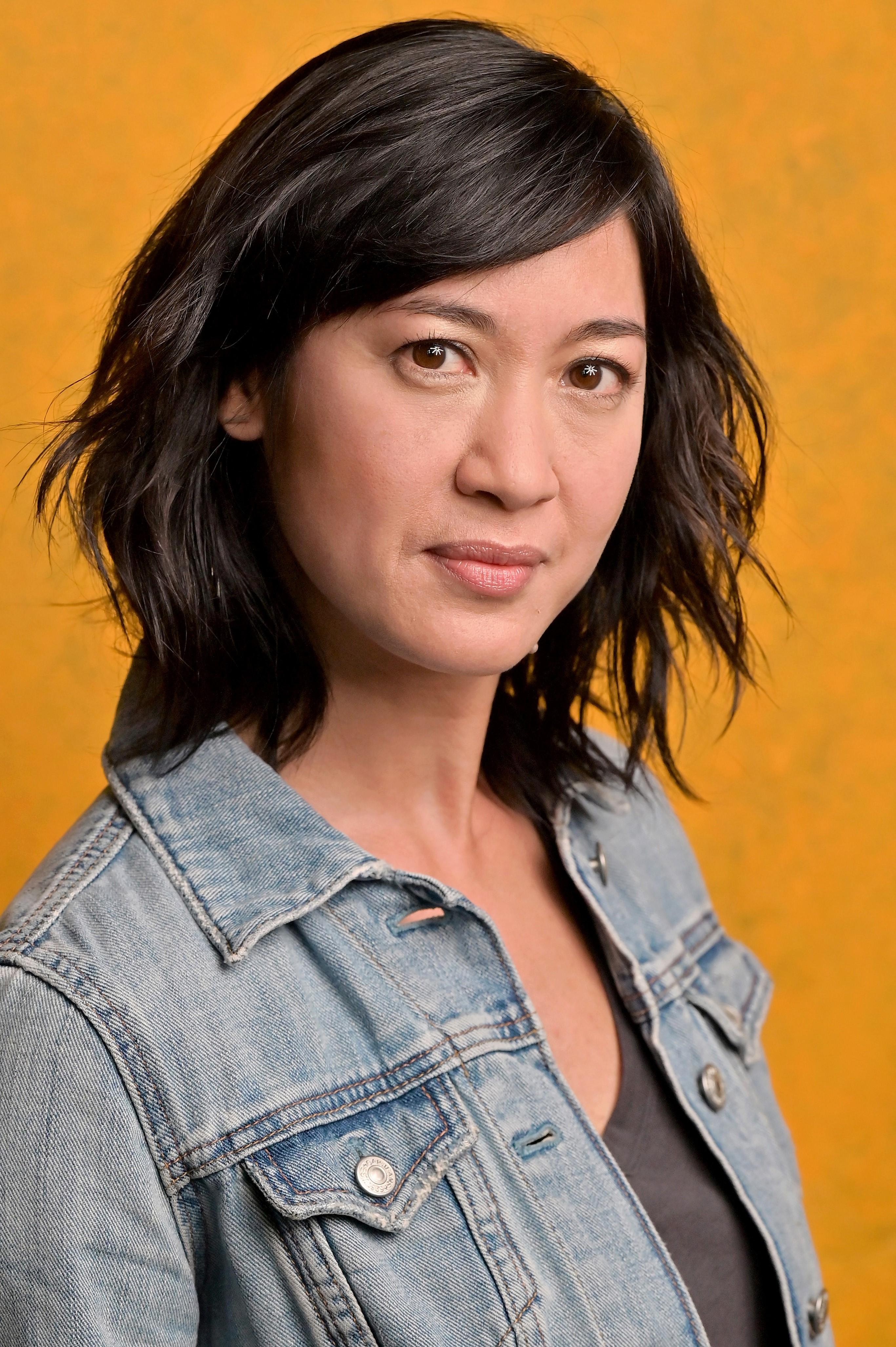 actor Beth Scherr large photo