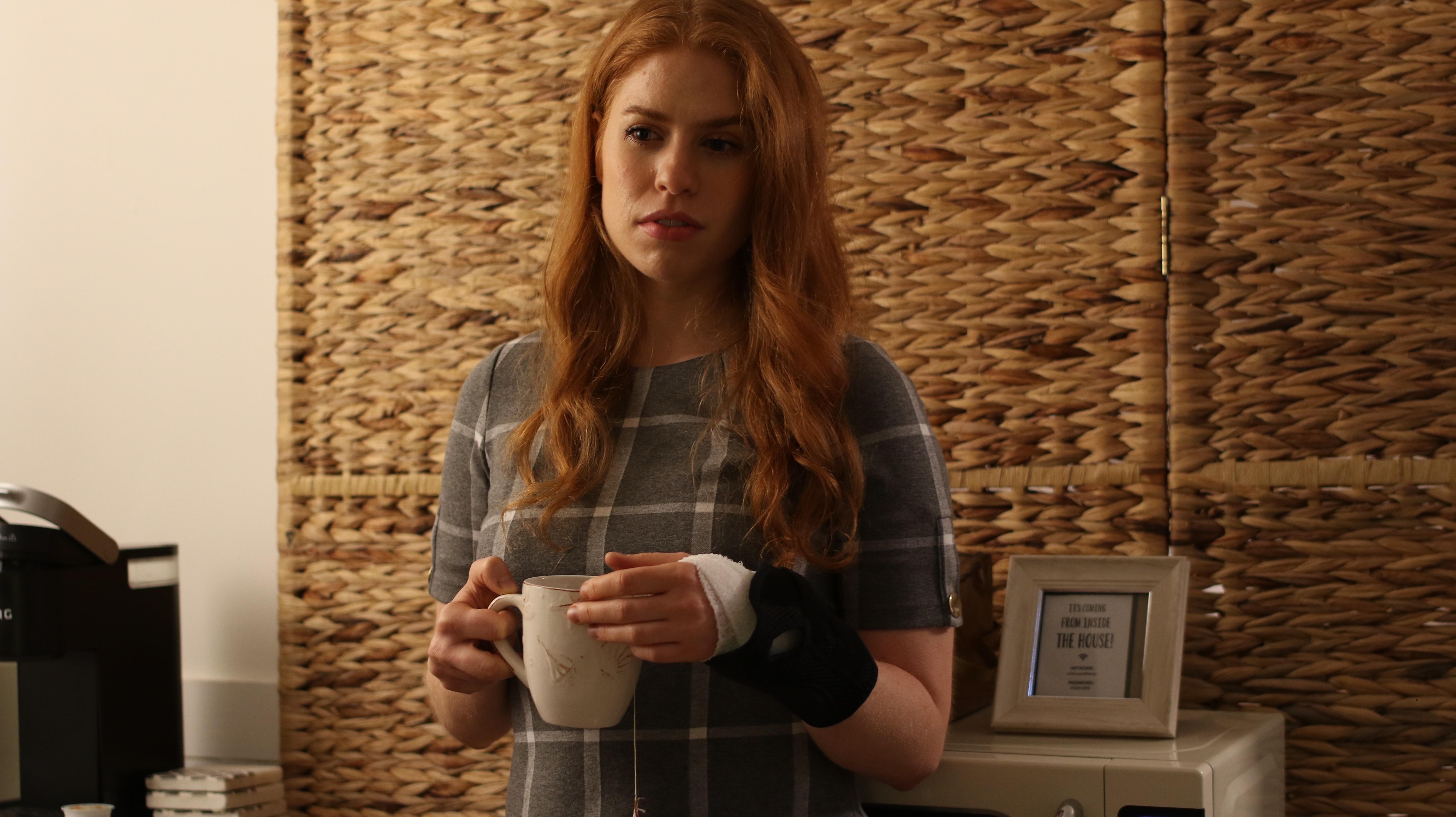 actor Jenna Elise large photo