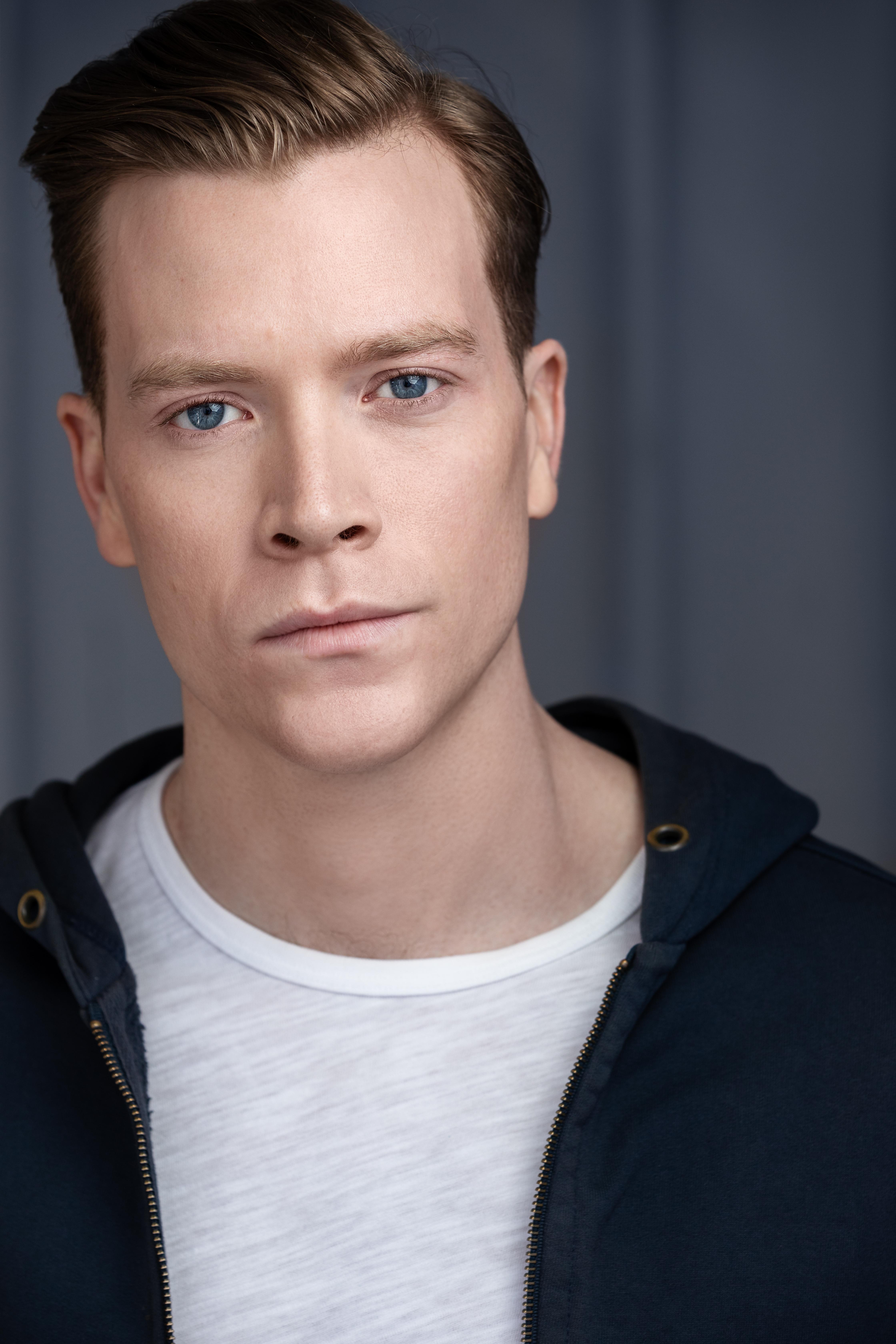 actor Thomas McNamara large photo