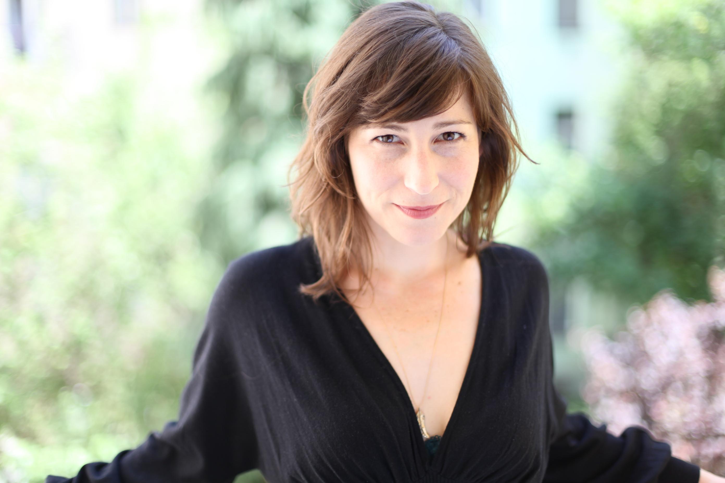 actor Amy Huck large photo