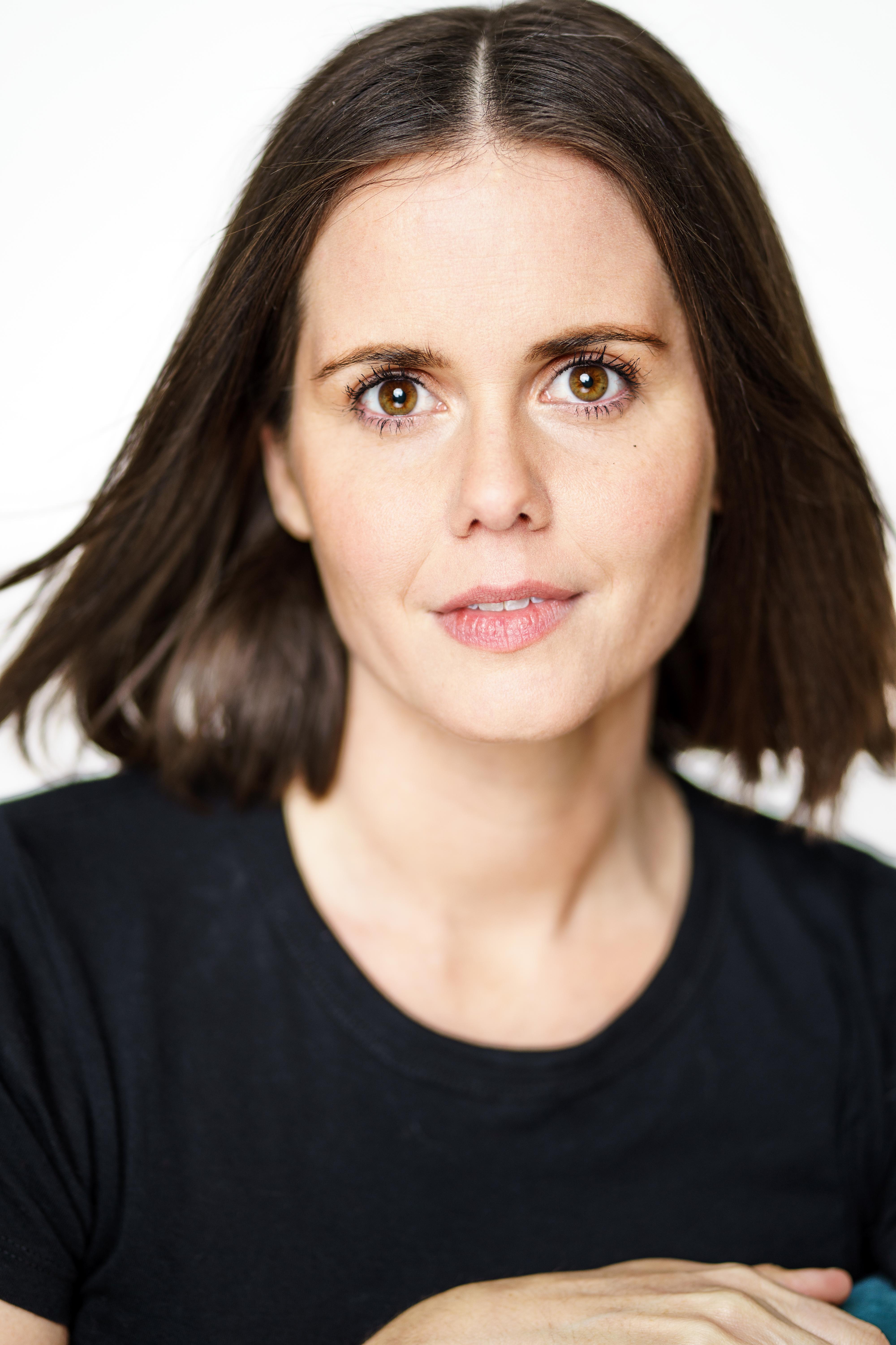 actor Ashley Sutton large photo