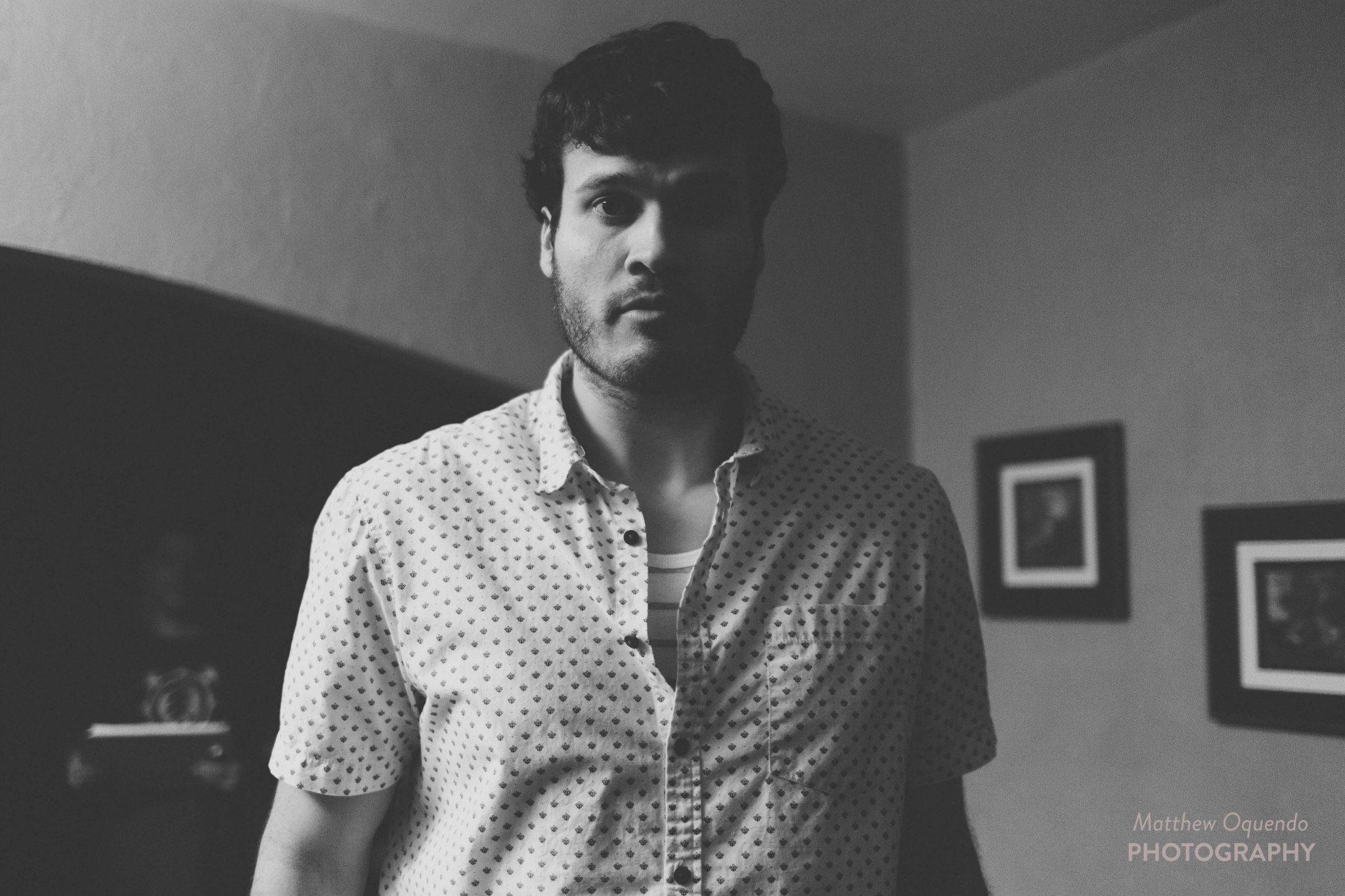 actor Carlos Higuera large photo