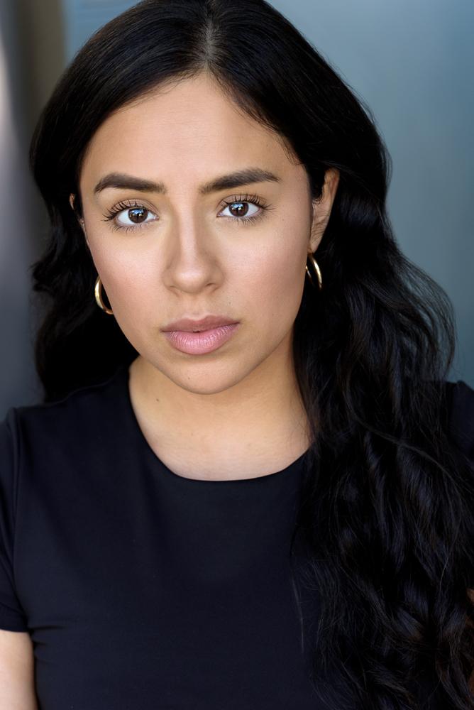 actor Martina Meneses large photo