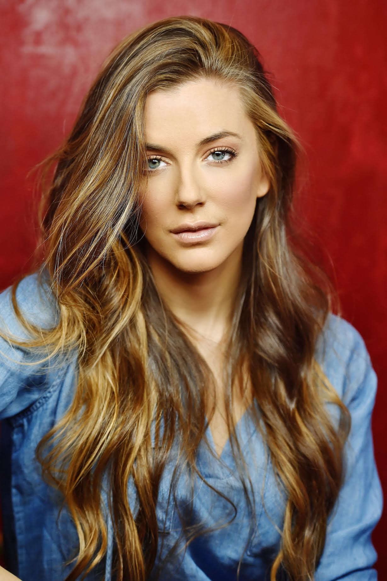 actor Kim DeJesus large photo