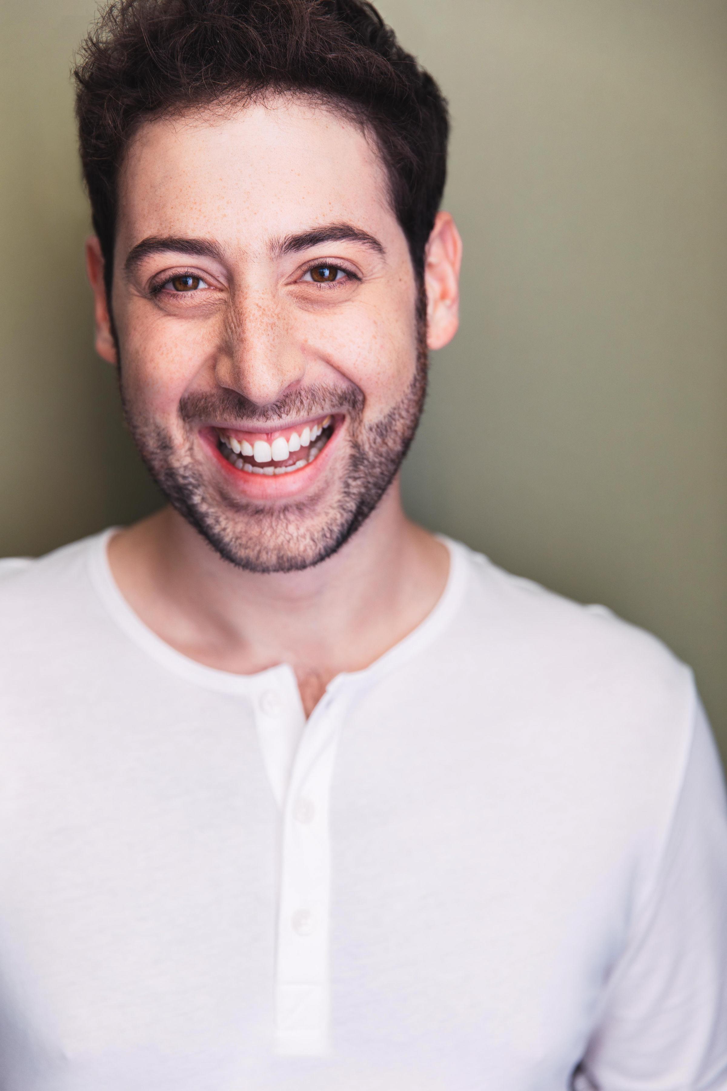 actor Josh Cahn large photo