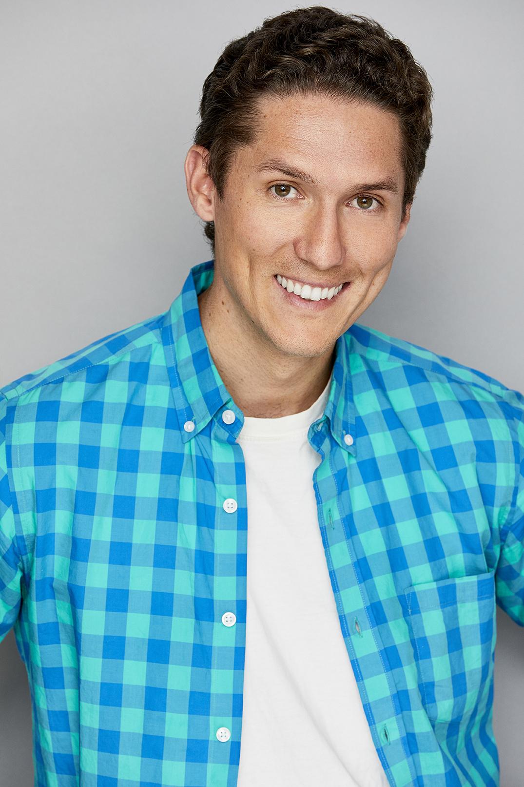 actor Michael Klimkowski large photo