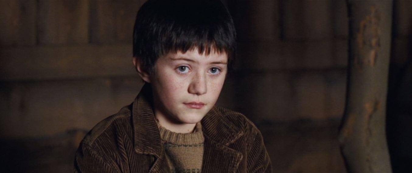 actor Luke Ward-Wilkinson large photo