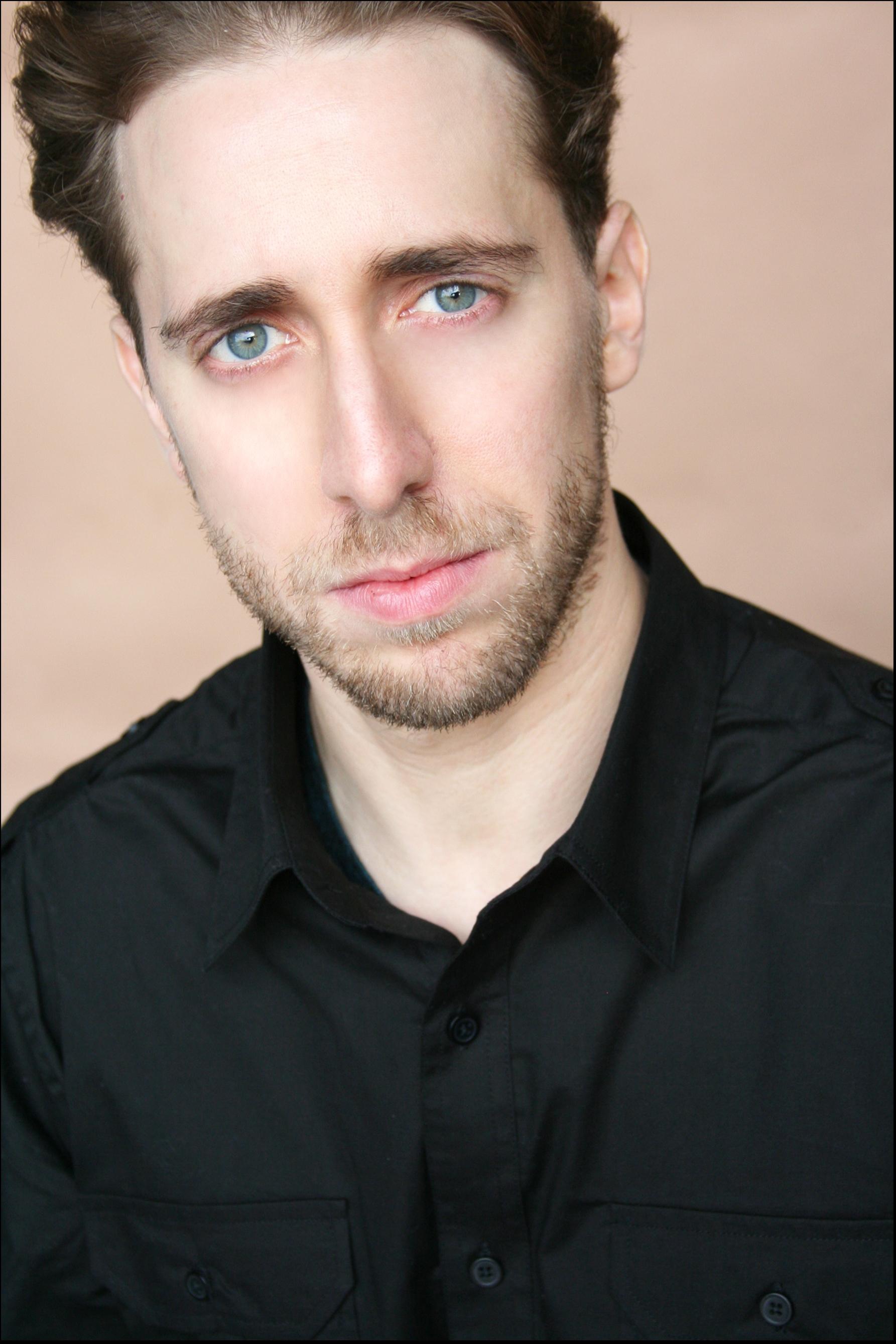 actor Adam Lorenz large photo