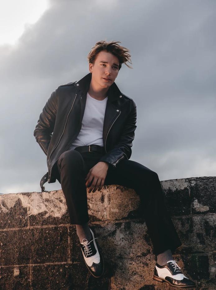 actor Tristan Campbell large photo