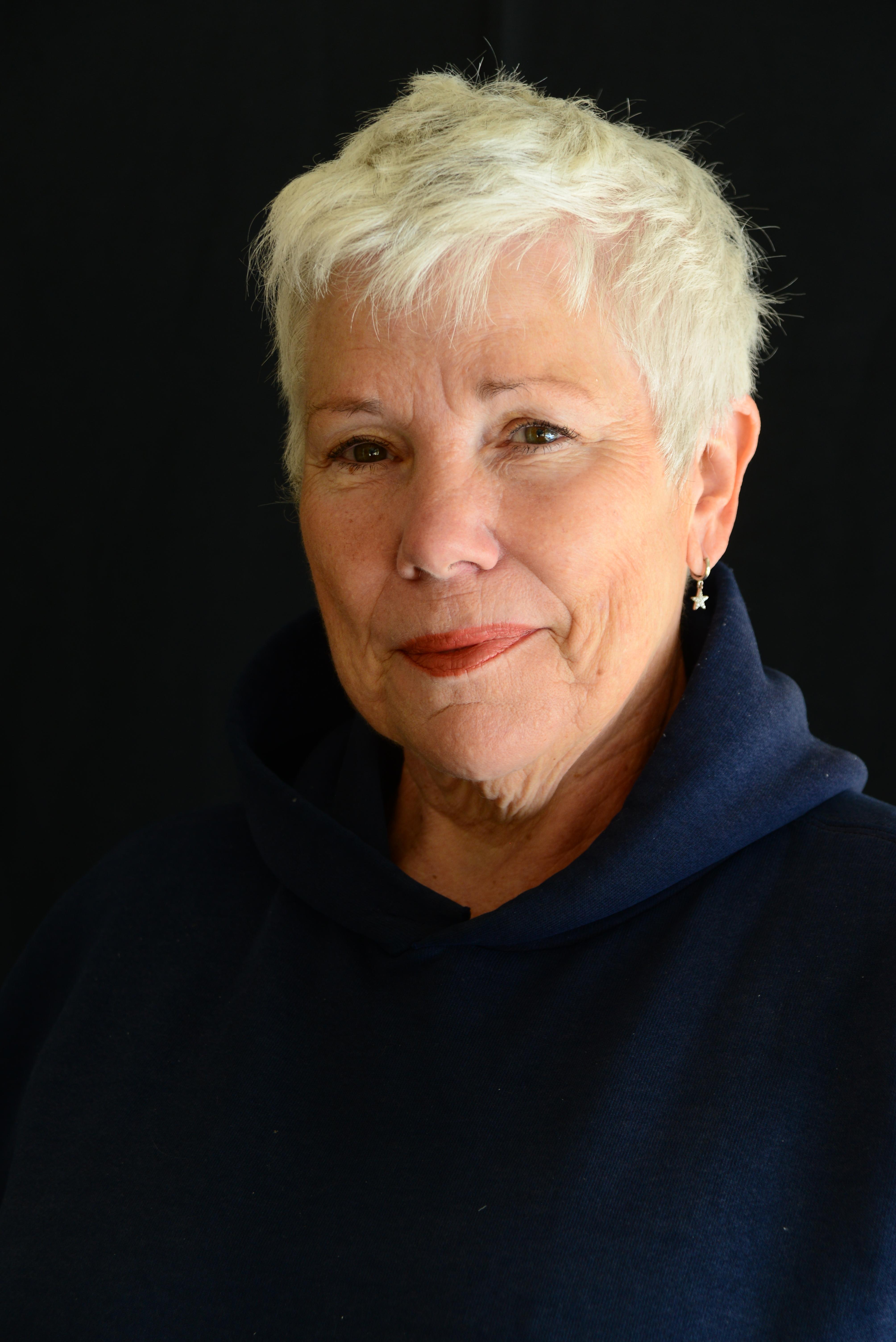 actor Damara Reilly large photo