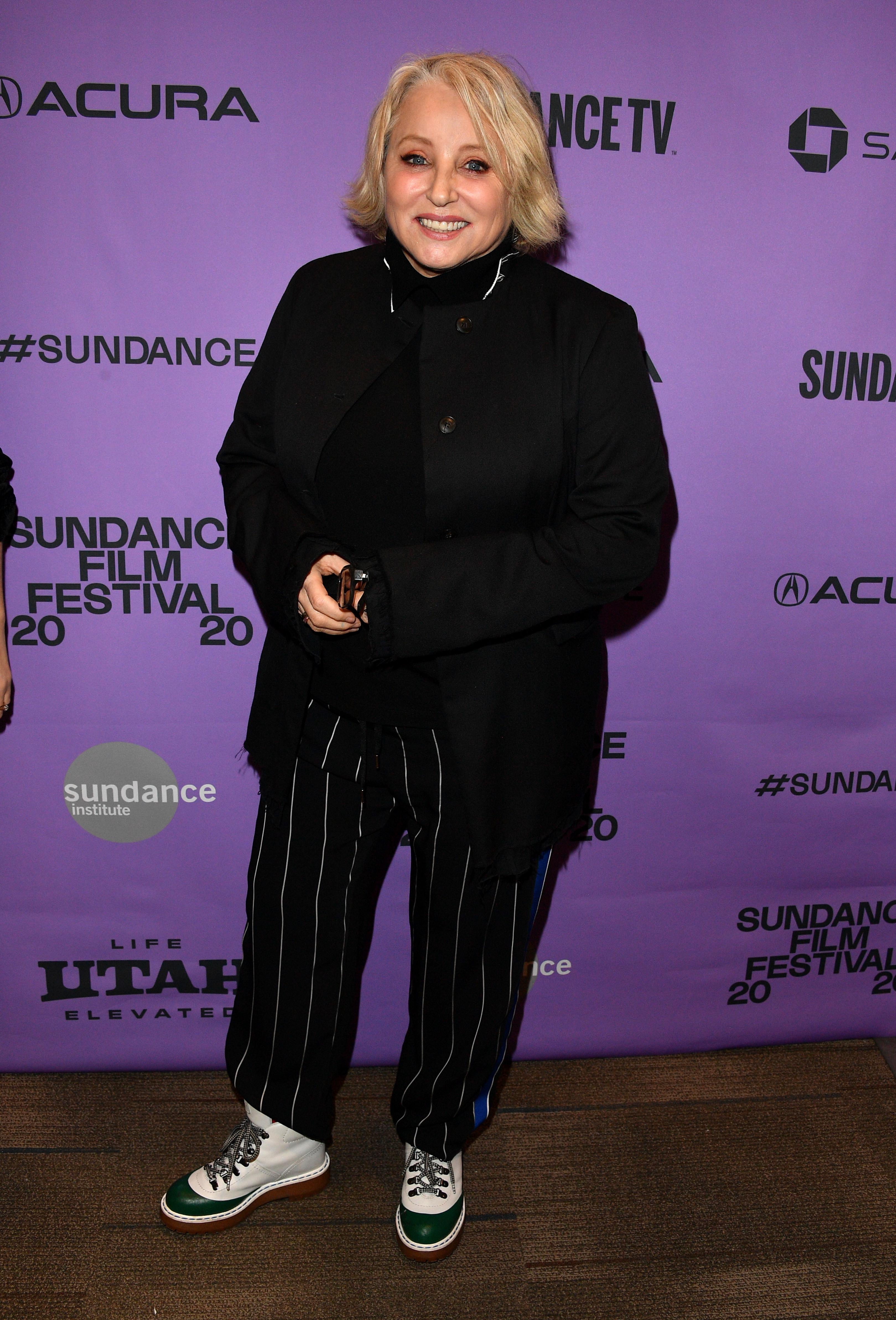 actor Gina Schock large photo