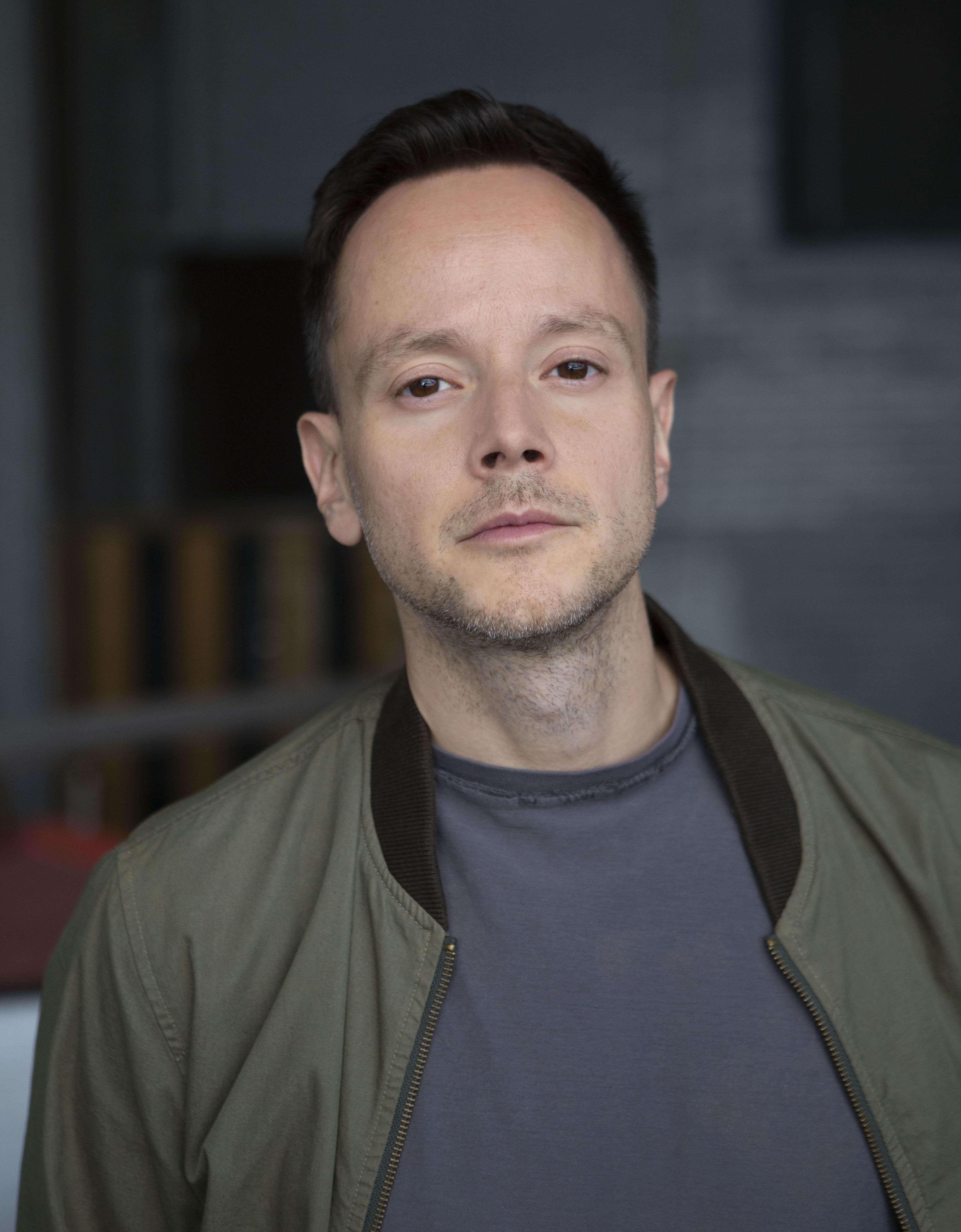 actor Daniel Tirado large photo