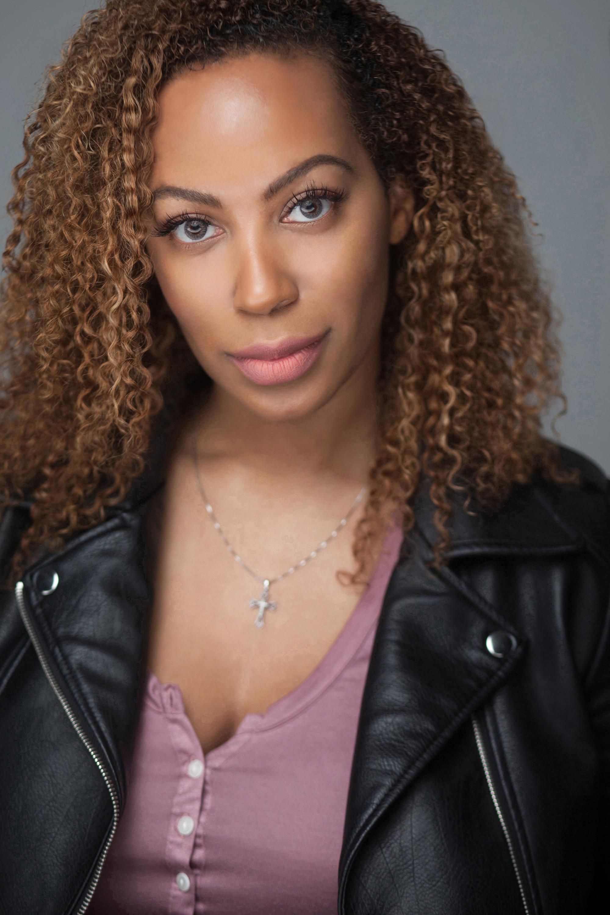 actor RaVal Davis large photo