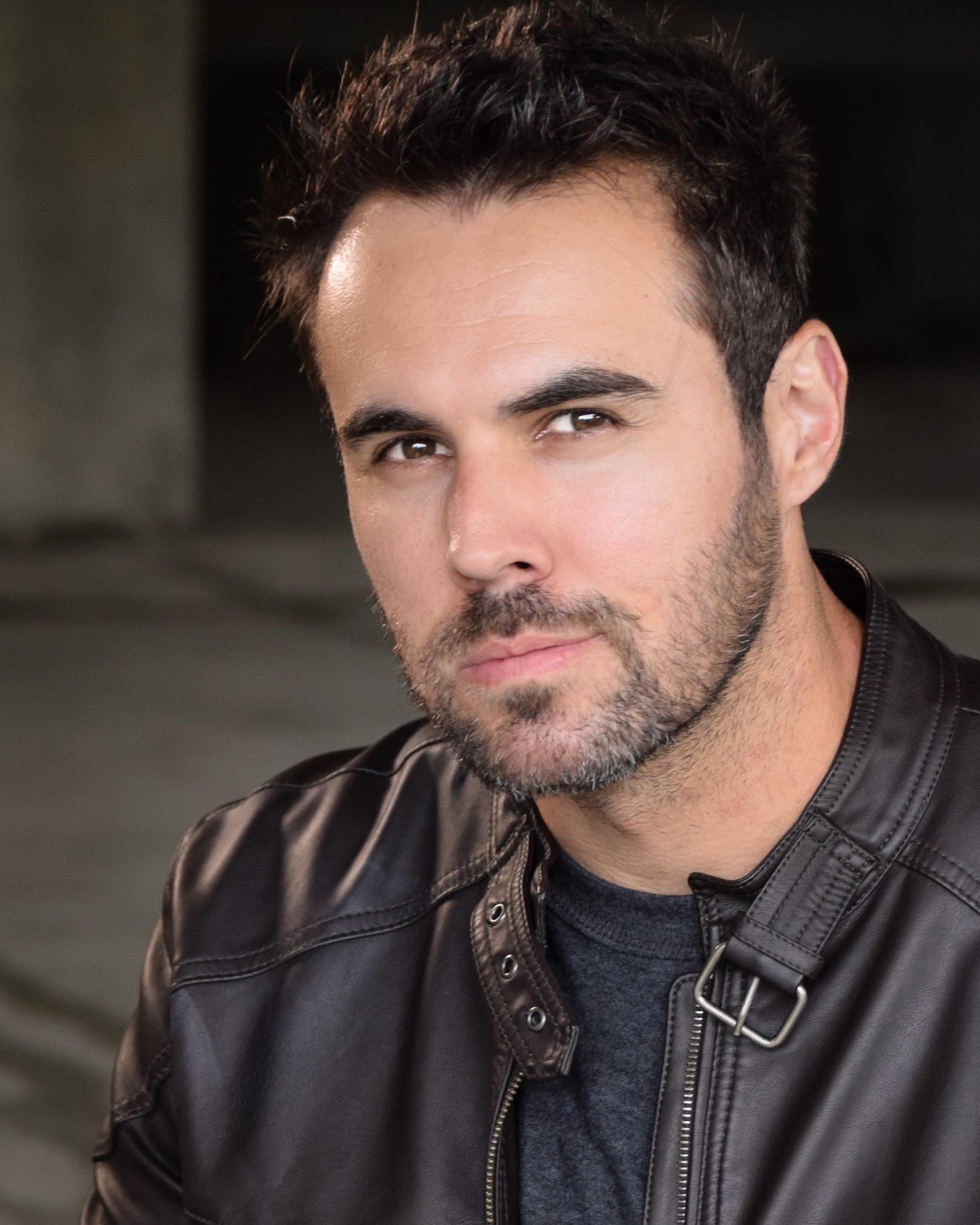 actor Ruan Martins large photo