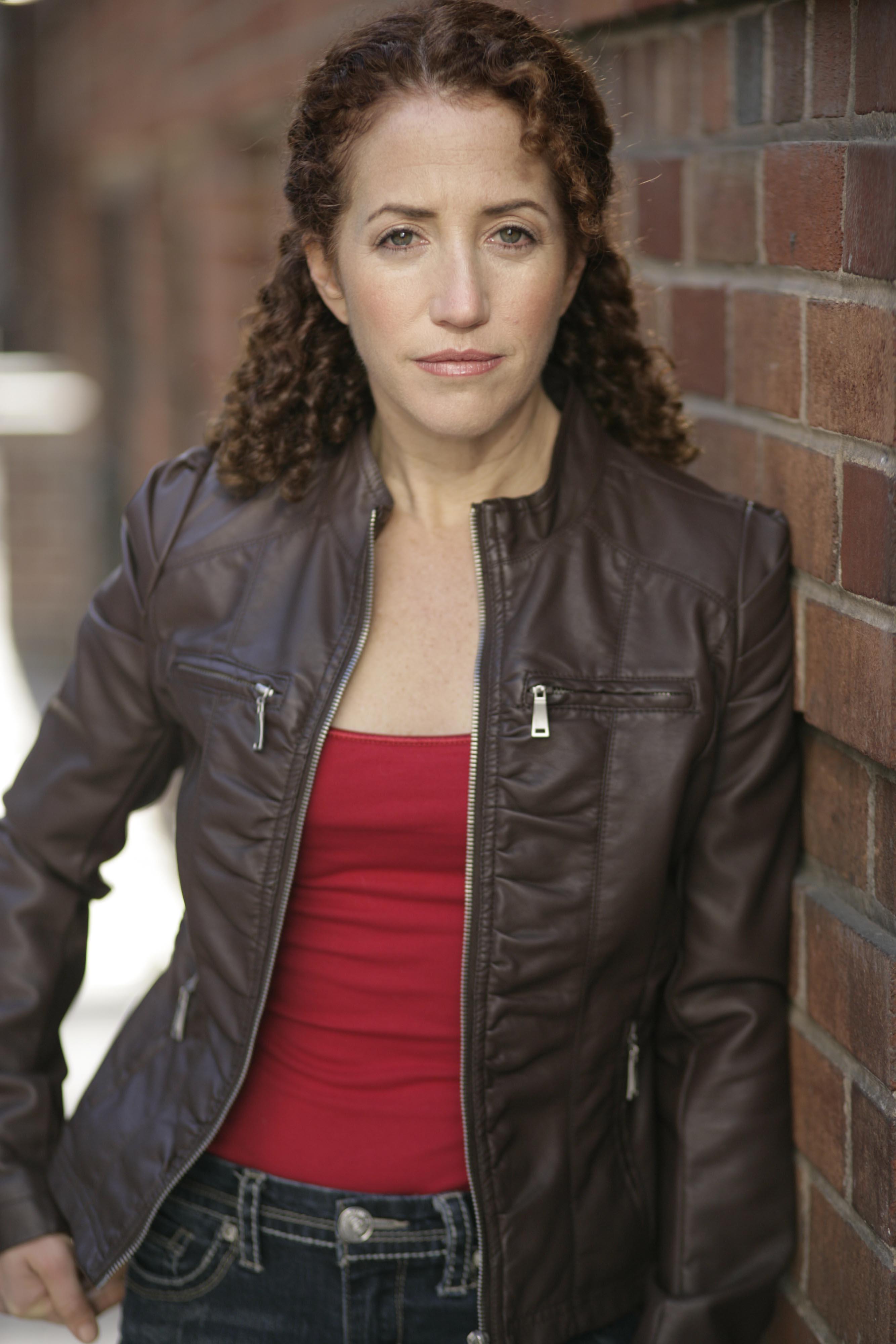 actor Annie Meisels large photo