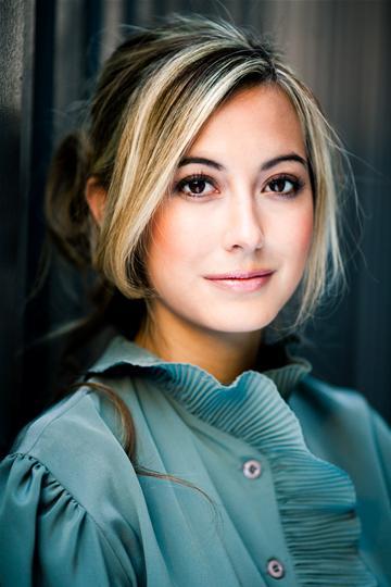 actor Natalie Ann Parry large photo