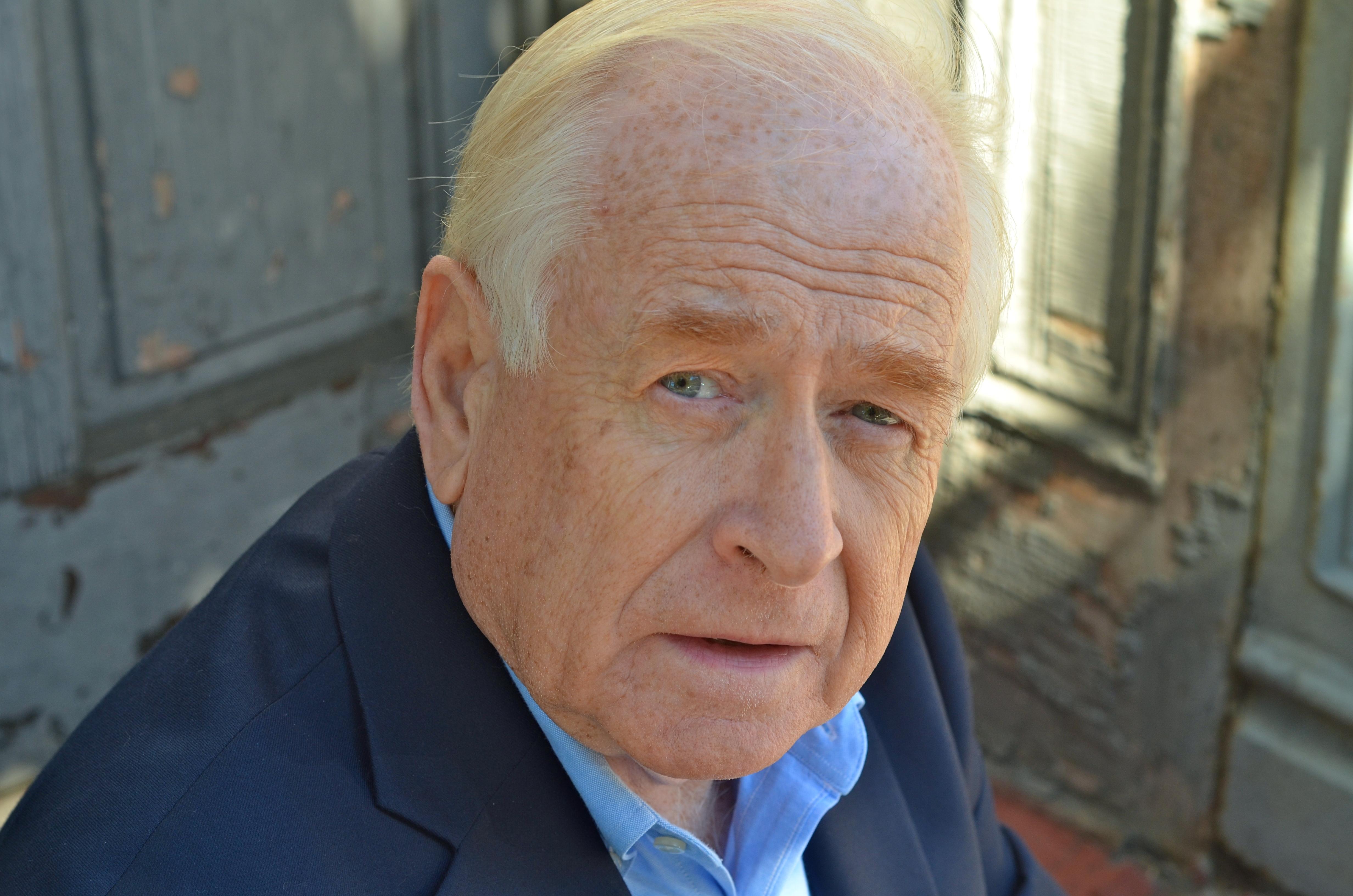 actor Bill McAndrews large photo