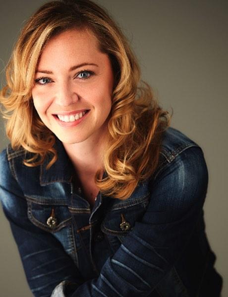 actor Elizabeth Lavender large photo