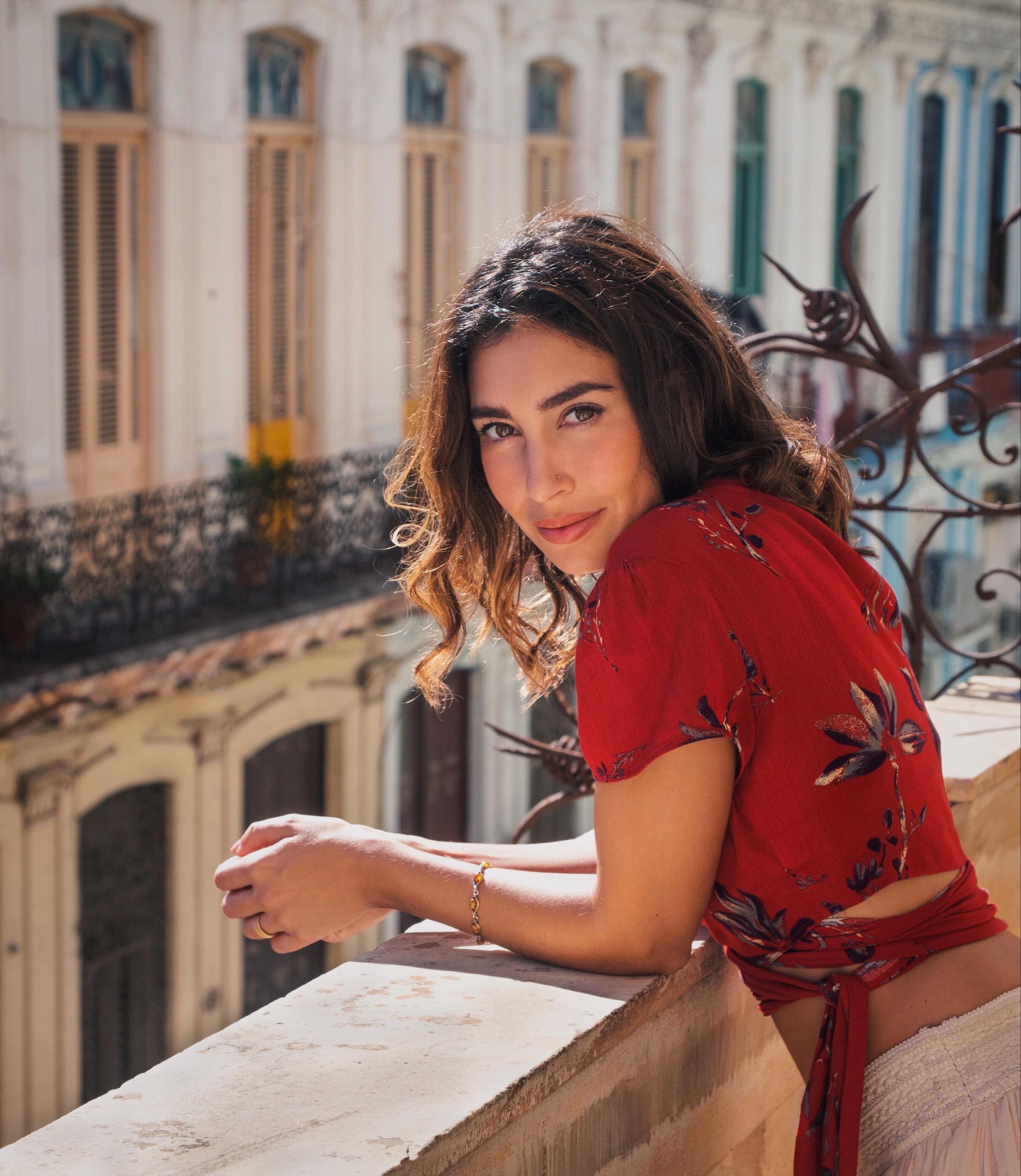 actor Roberta Setzu large photo