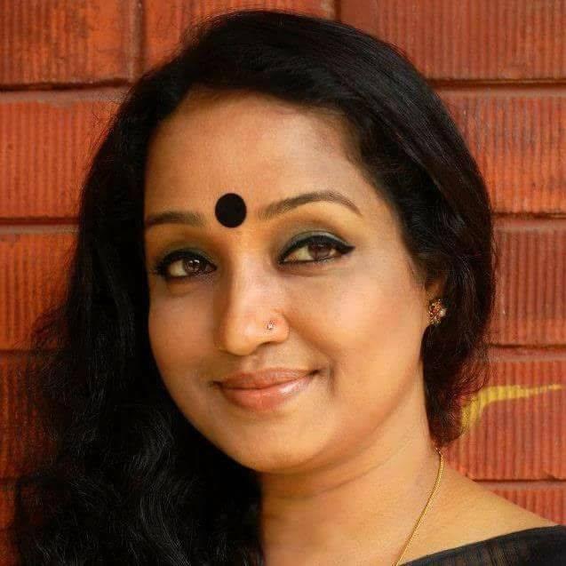 actor Momena Chowdhury large photo