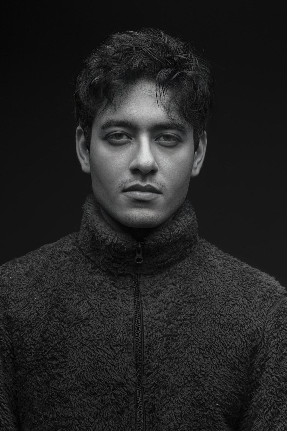 actor Zeyn Shaw large photo