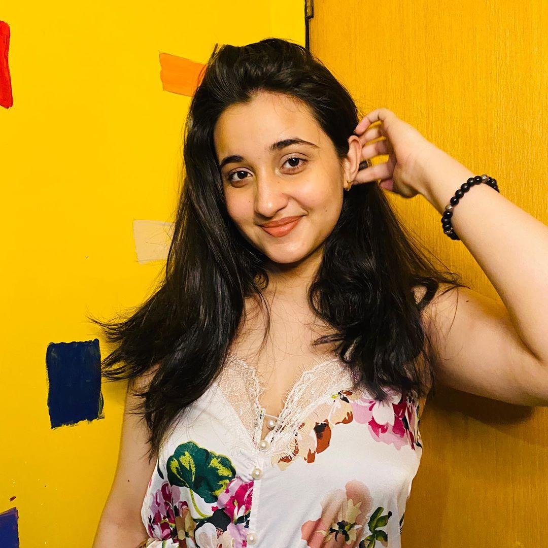 actor Revathi Pillai large photo