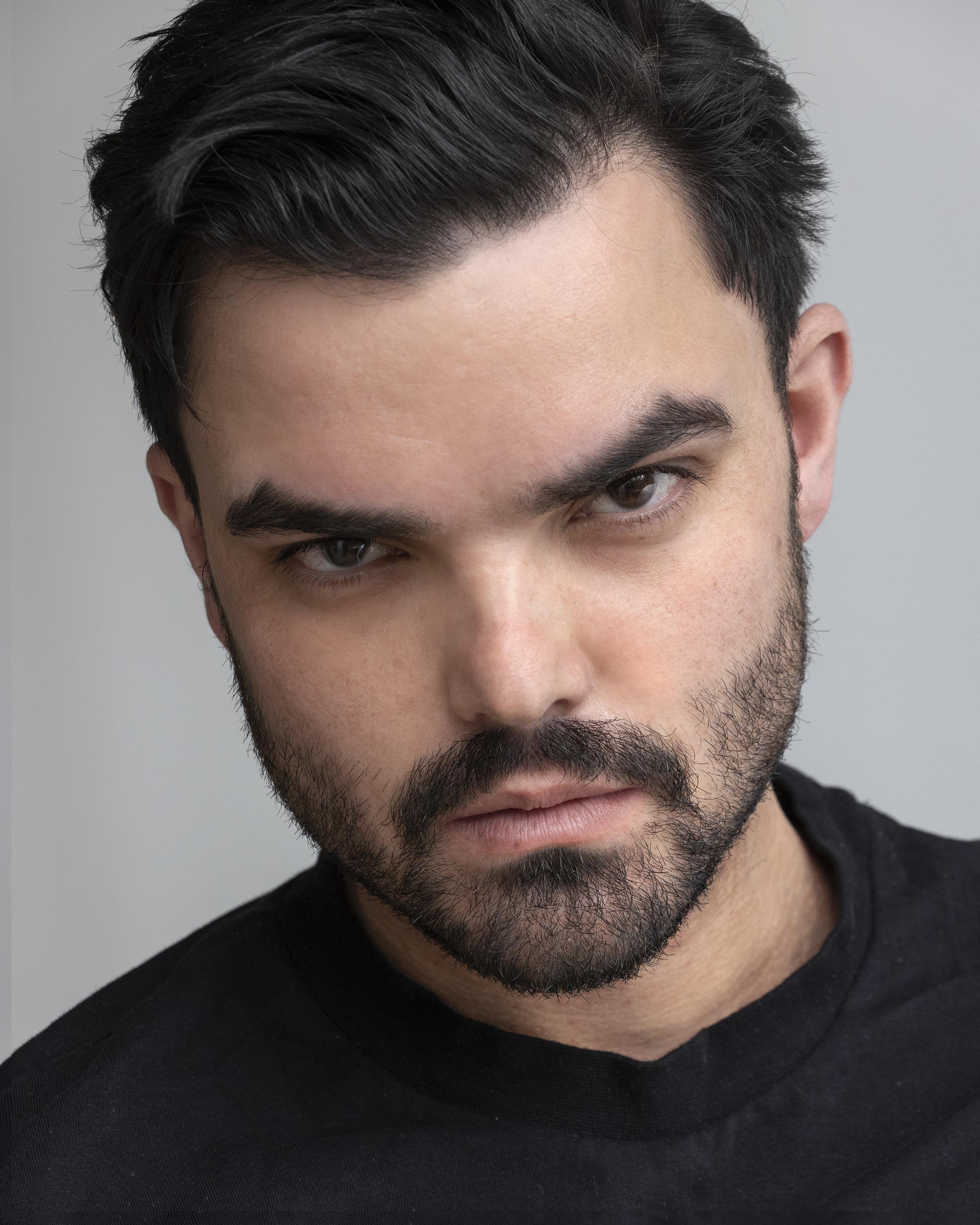 actor Craig Edwards large photo