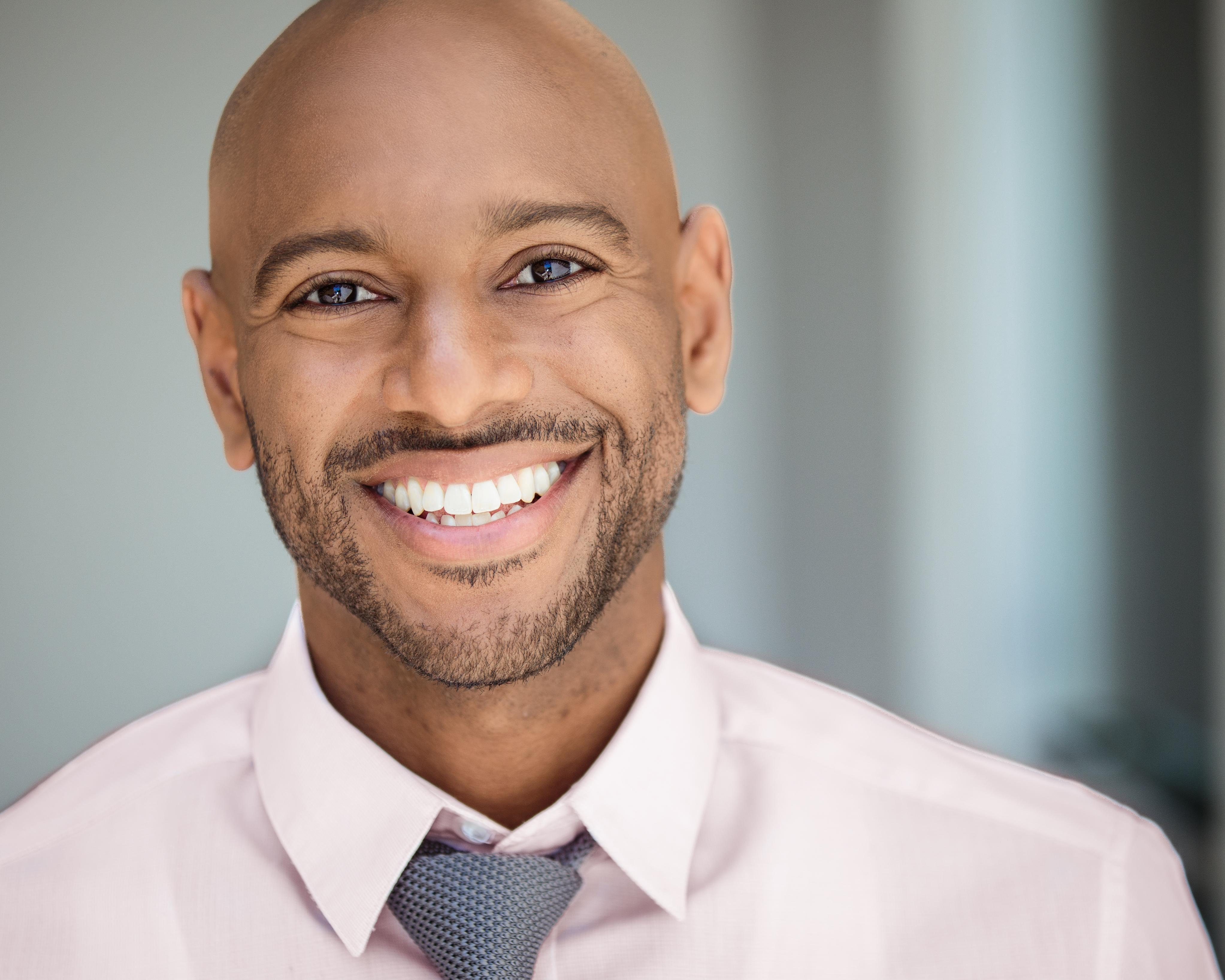 actor Anthony Paschal Jr. large photo