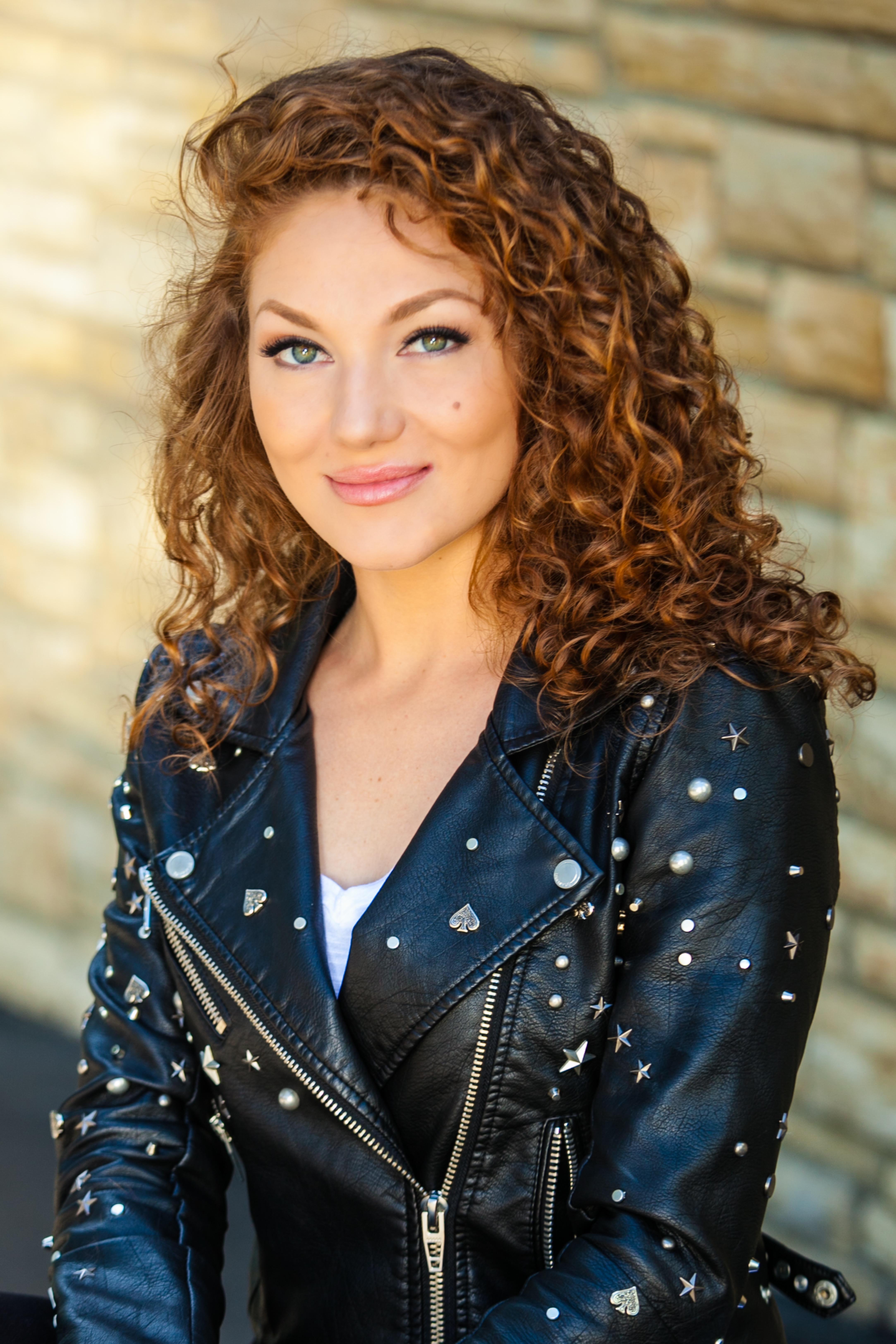 actor Natalia Borowsky large photo